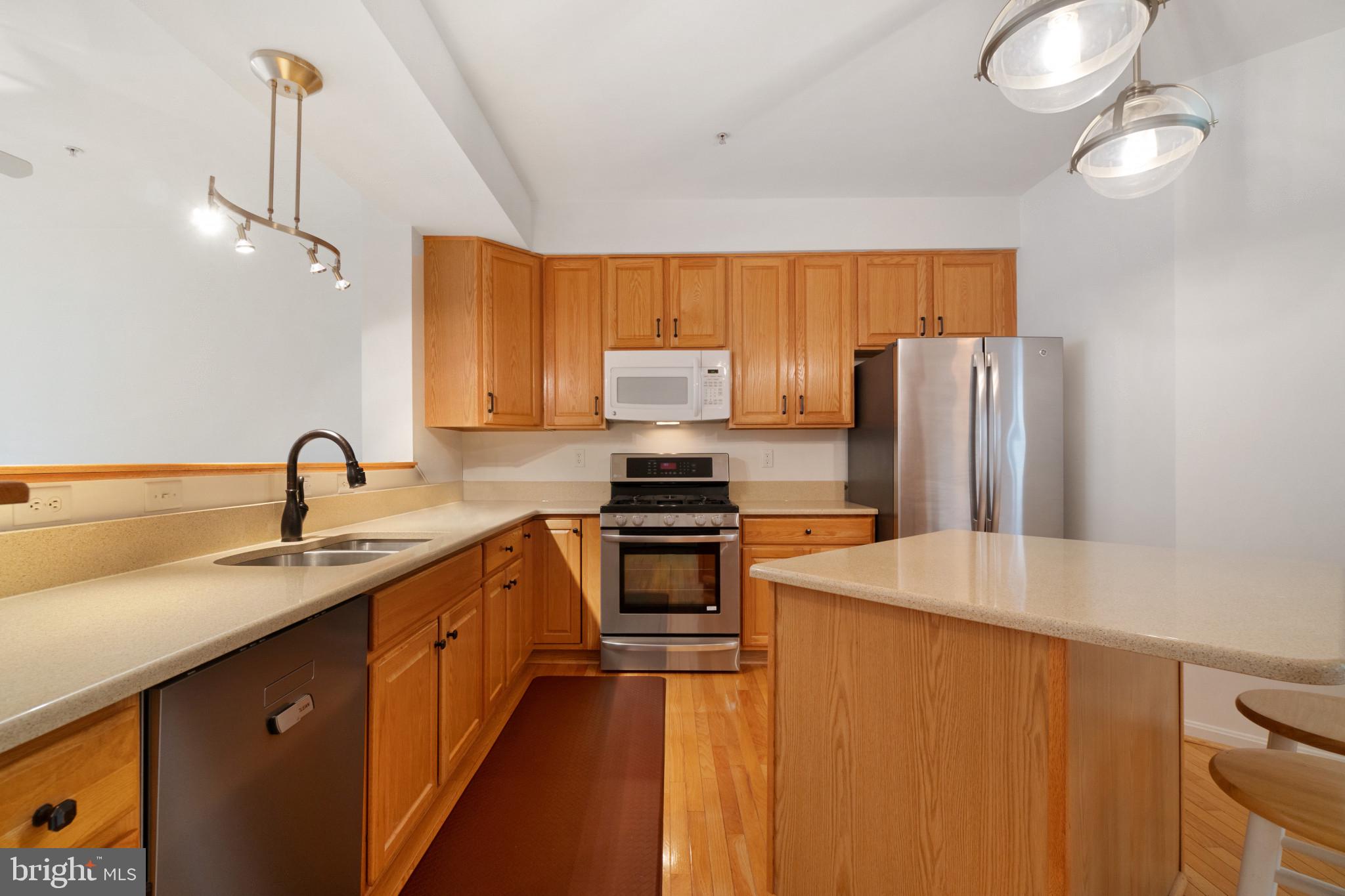 PINEY ORCHARD - Residential