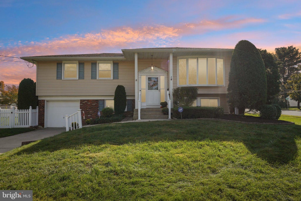 Photo of 2 Hunter Drive, DELRAN TWP, NJ 08075 (MLS # NJBL2122596)