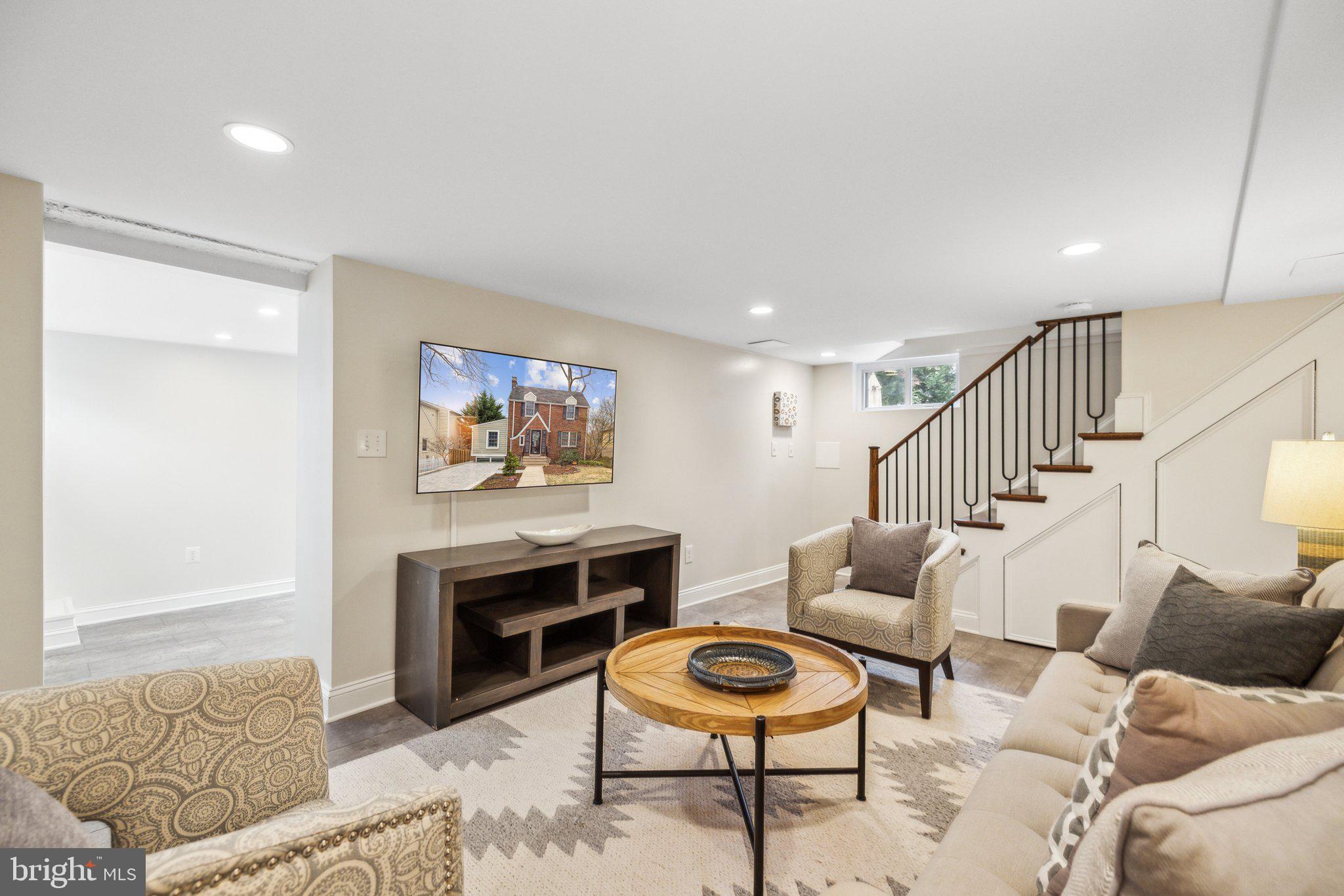 ASHTON HEIGHTS - Residential