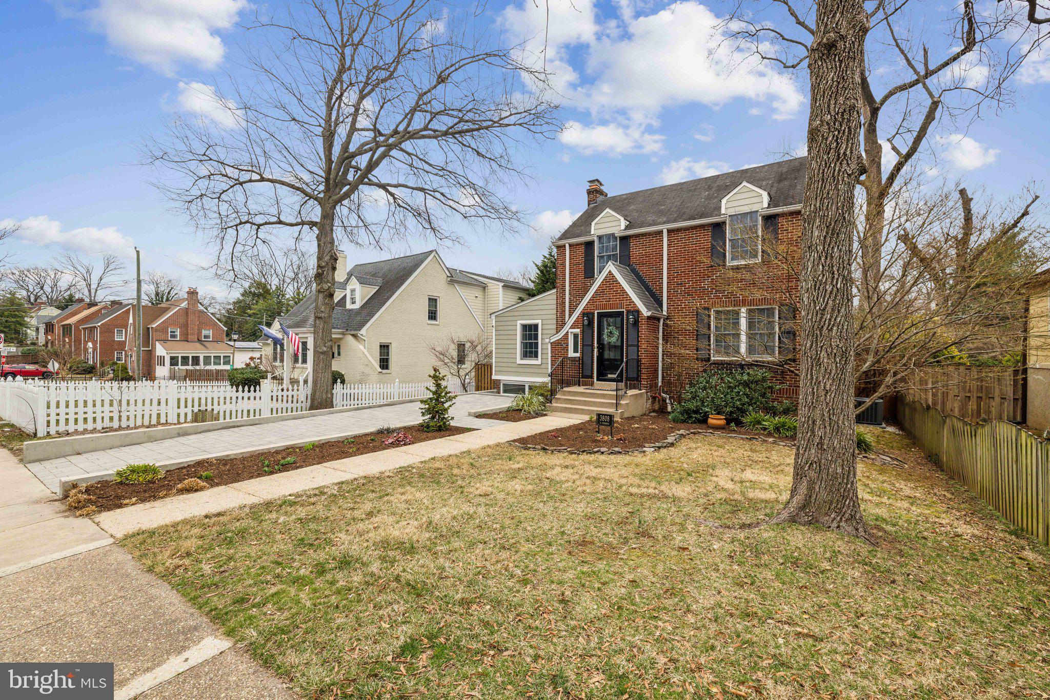 ASHTON HEIGHTS - Residential