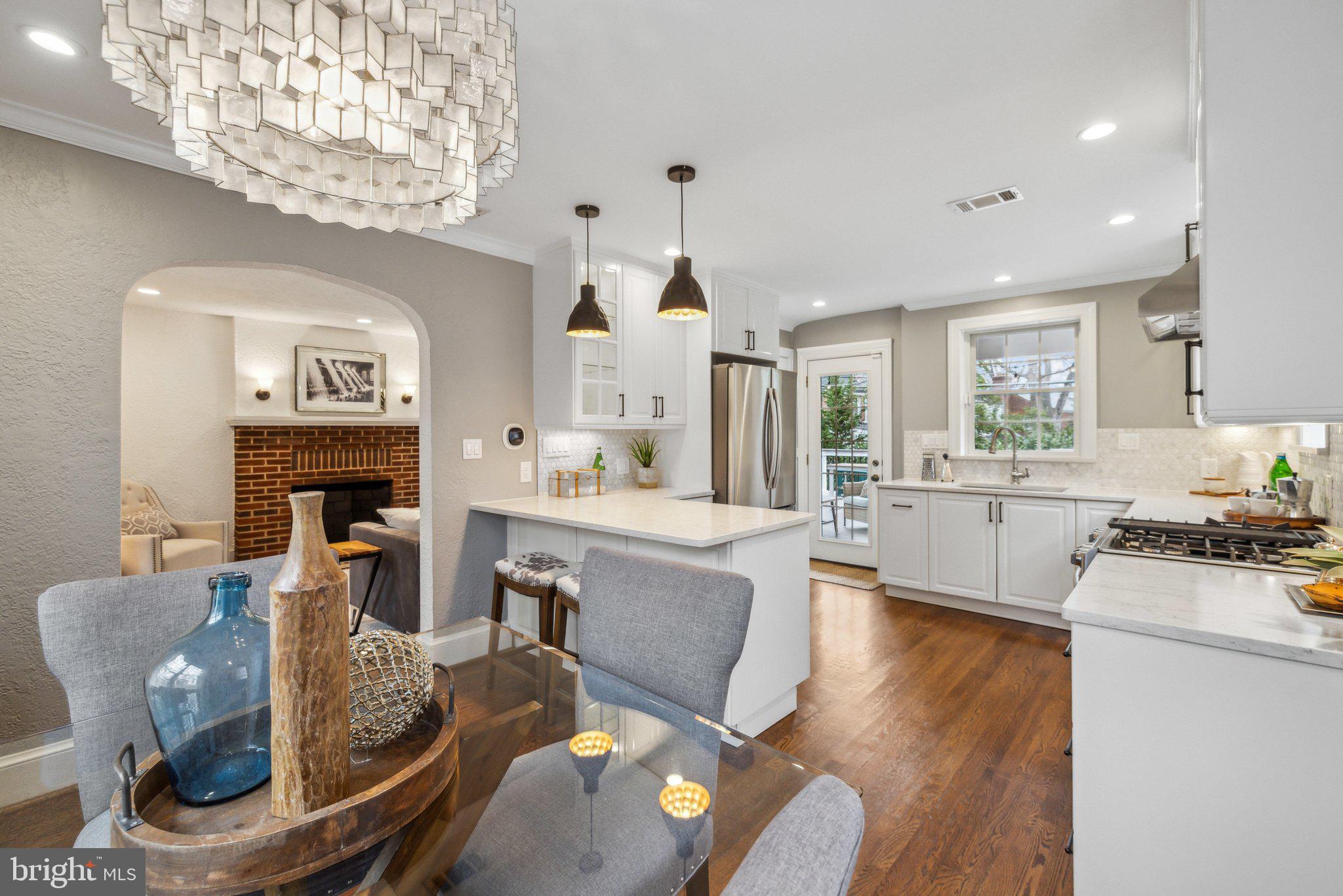 ASHTON HEIGHTS - Residential