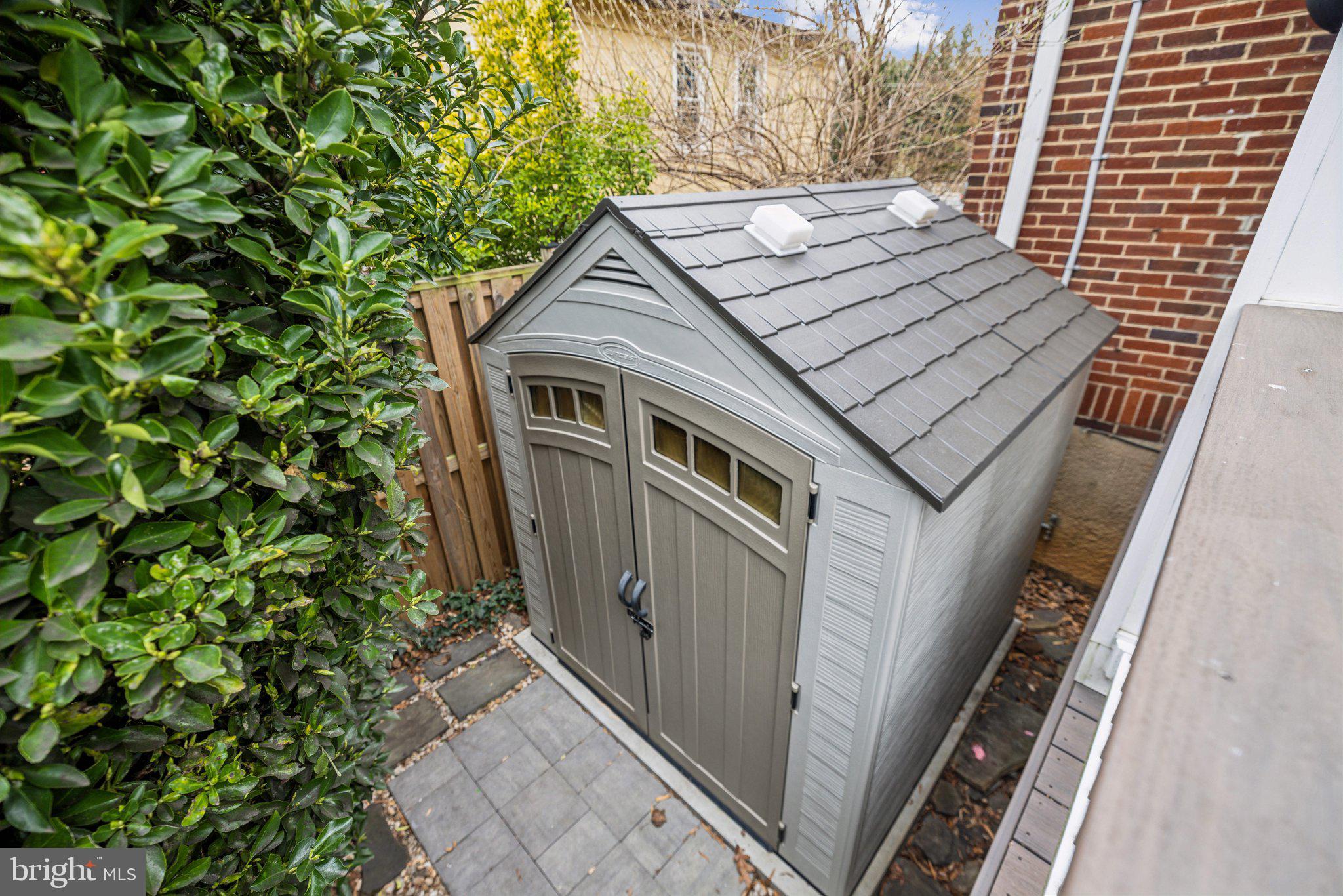 ASHTON HEIGHTS - Residential