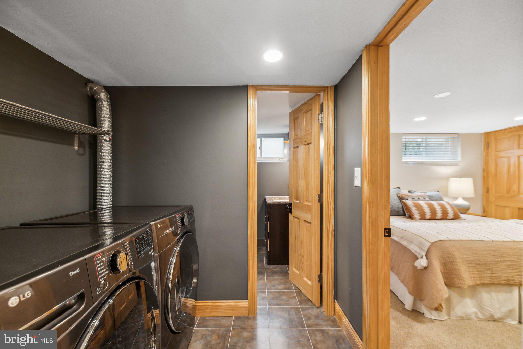 ASHTON HEIGHTS - Residential