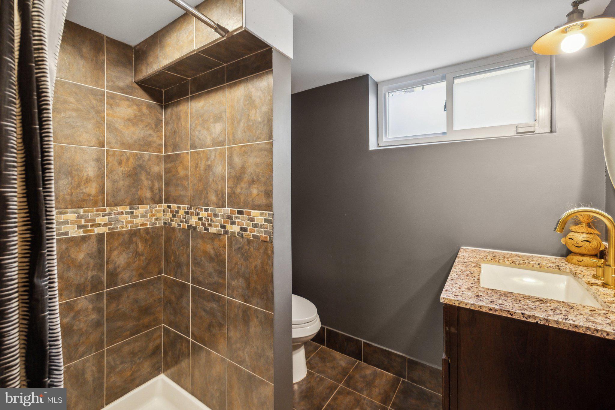 ASHTON HEIGHTS - Residential