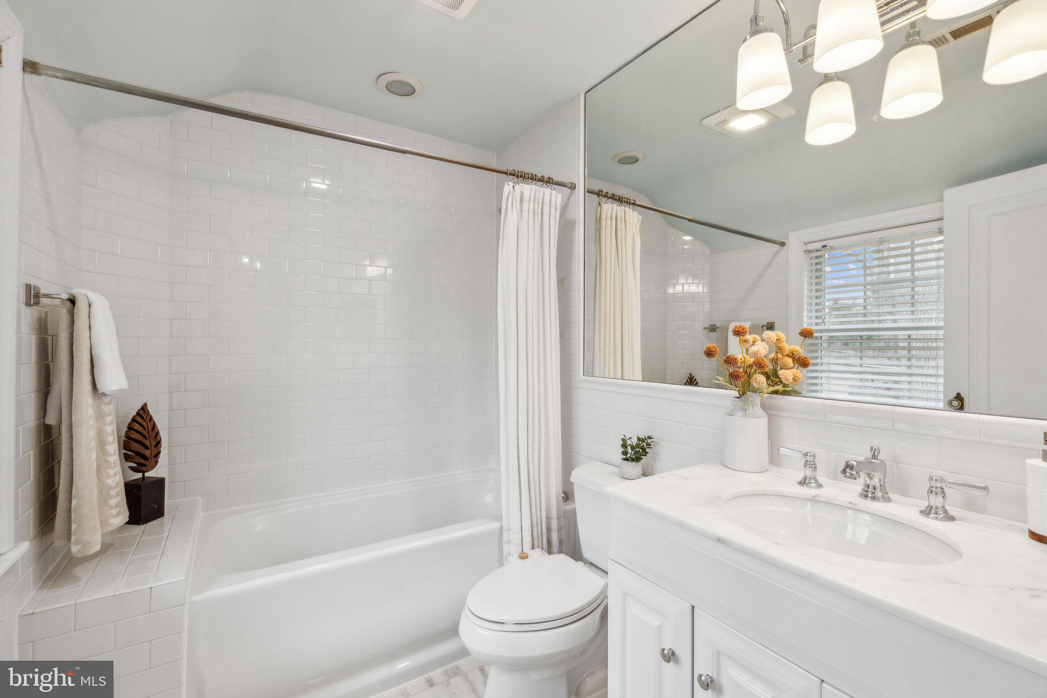 ASHTON HEIGHTS - Residential