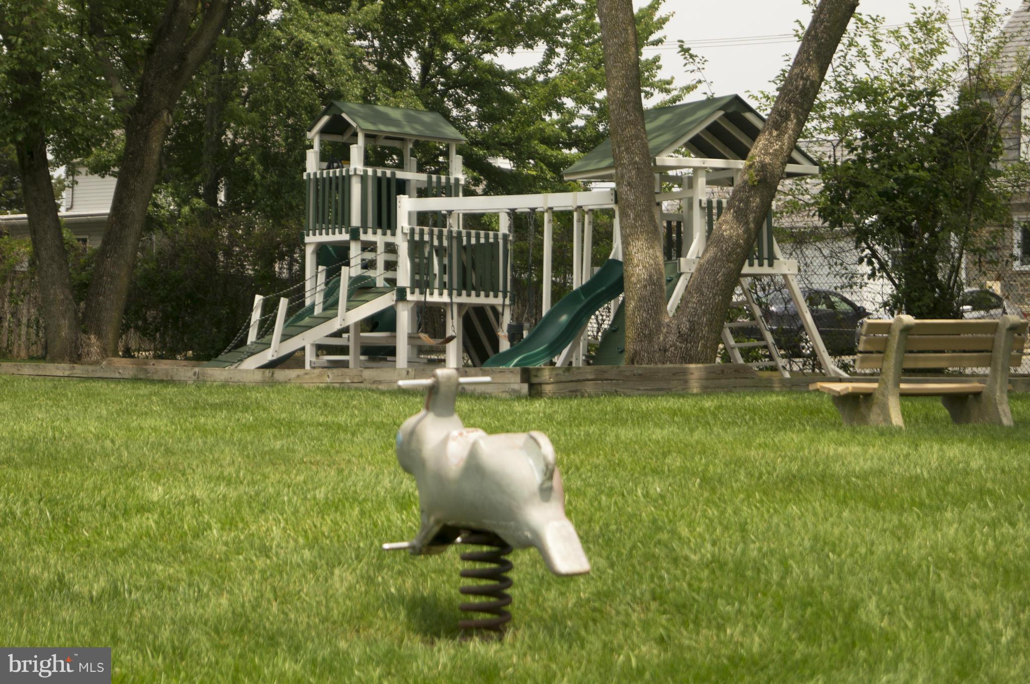 DULANEY VALLEY GARDENS - Residential