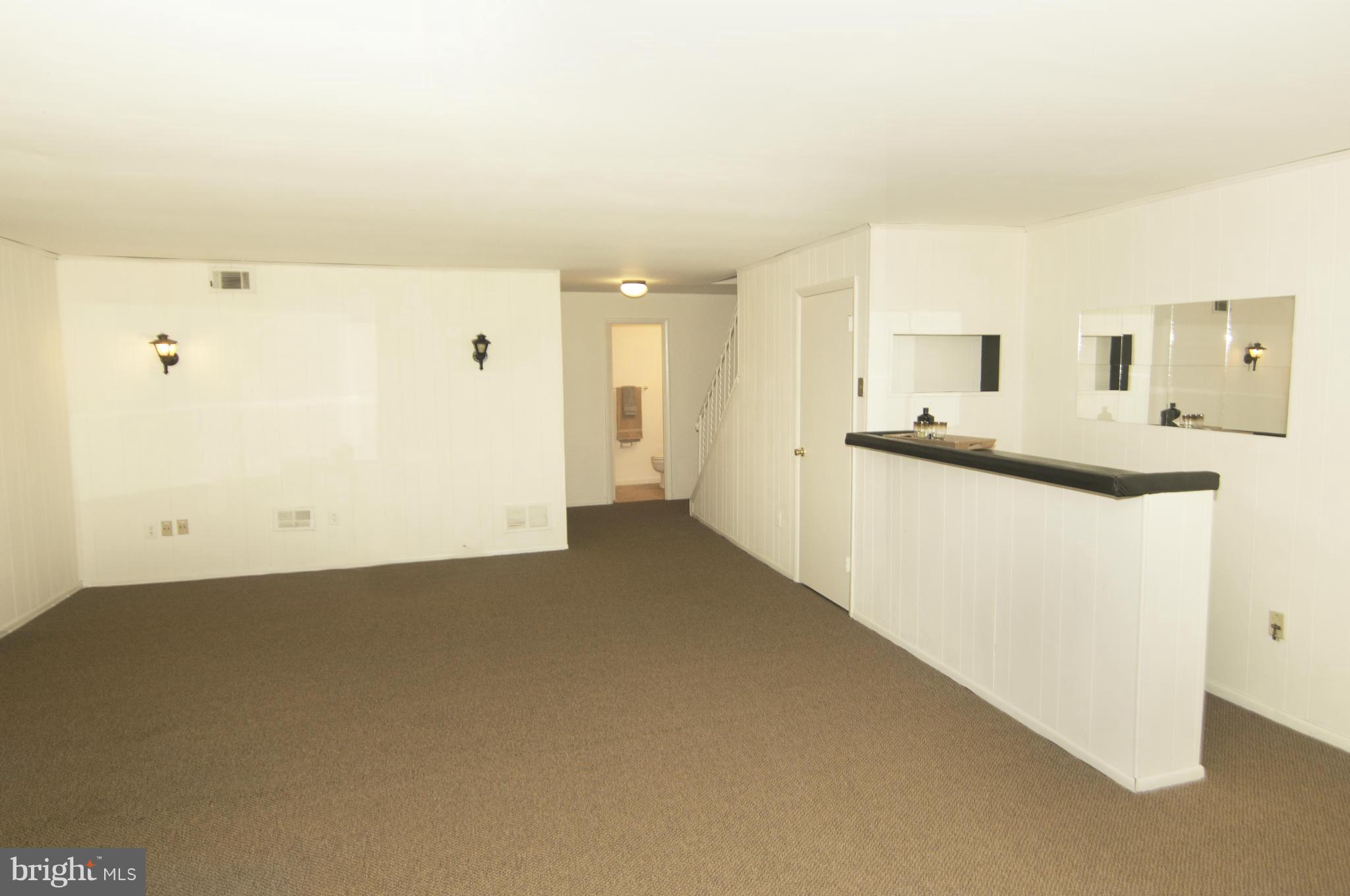 DULANEY VALLEY GARDENS - Residential