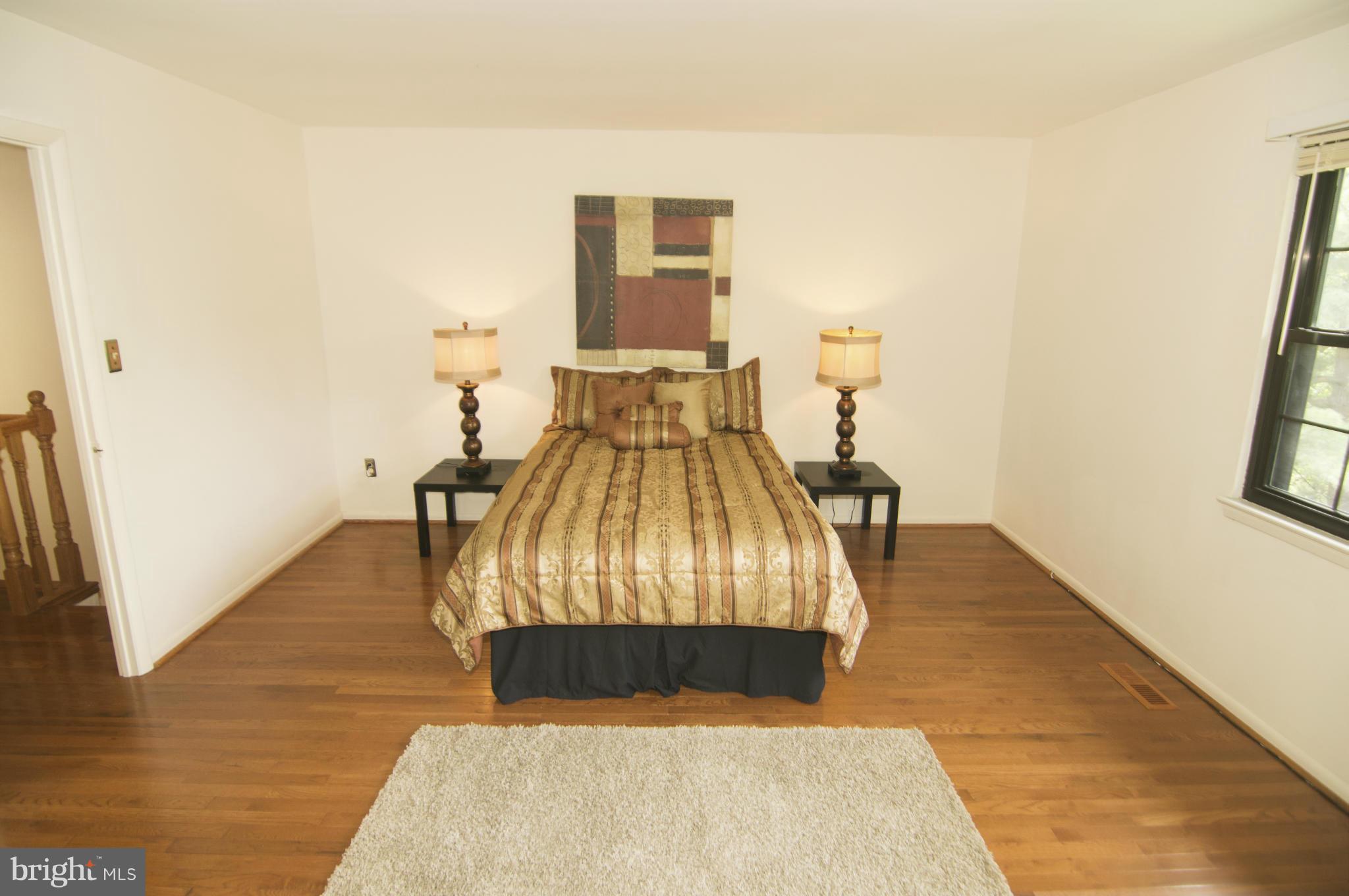 DULANEY VALLEY GARDENS - Residential