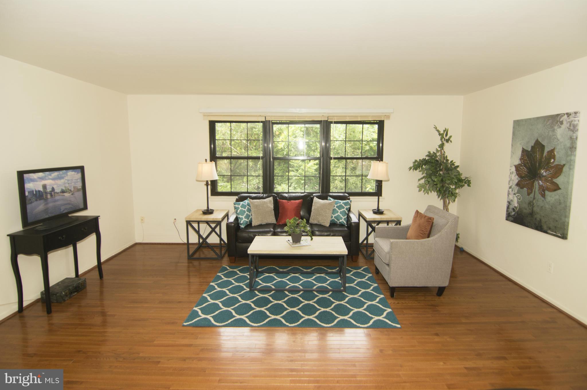 DULANEY VALLEY GARDENS - Residential