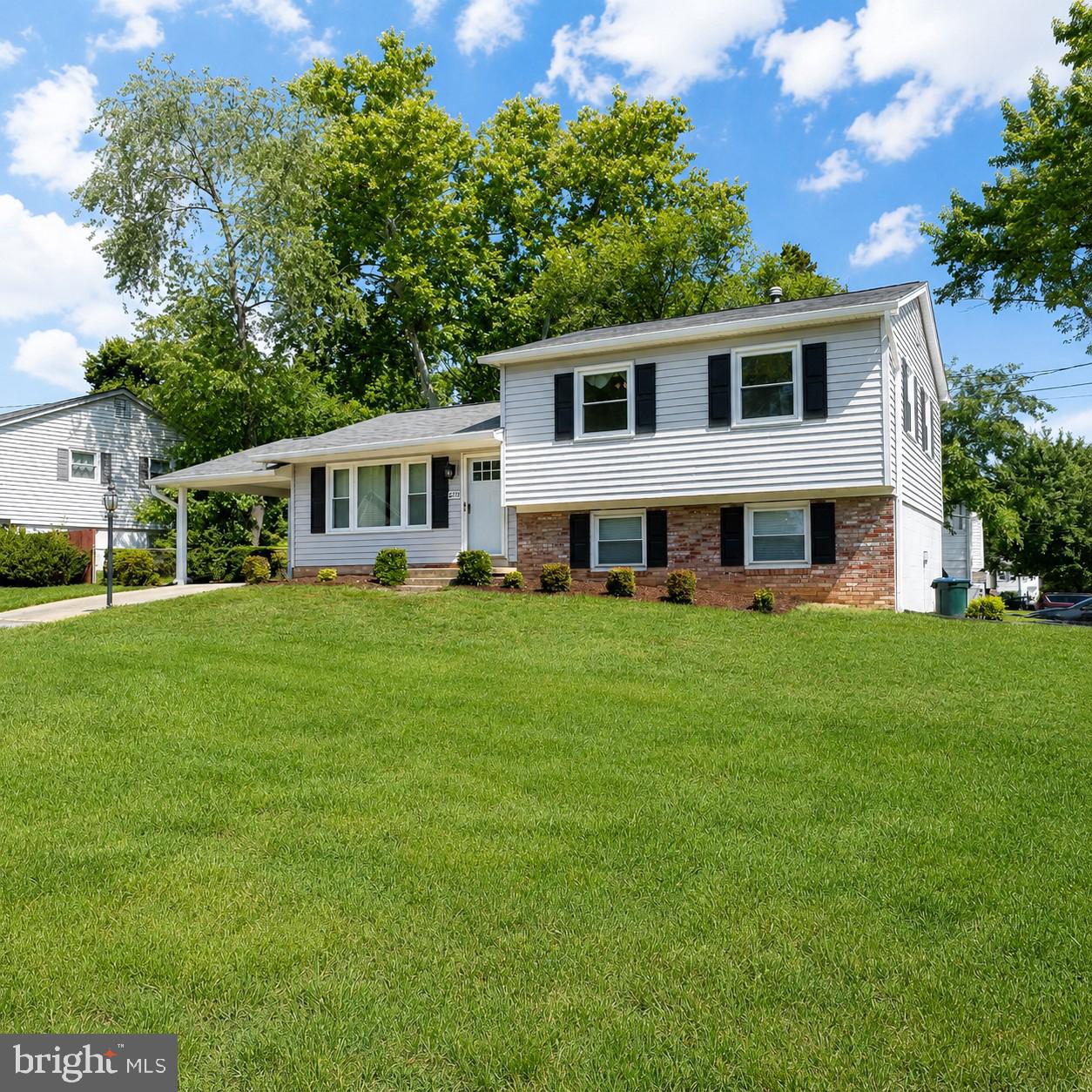 6119 MARILYN DRIVE