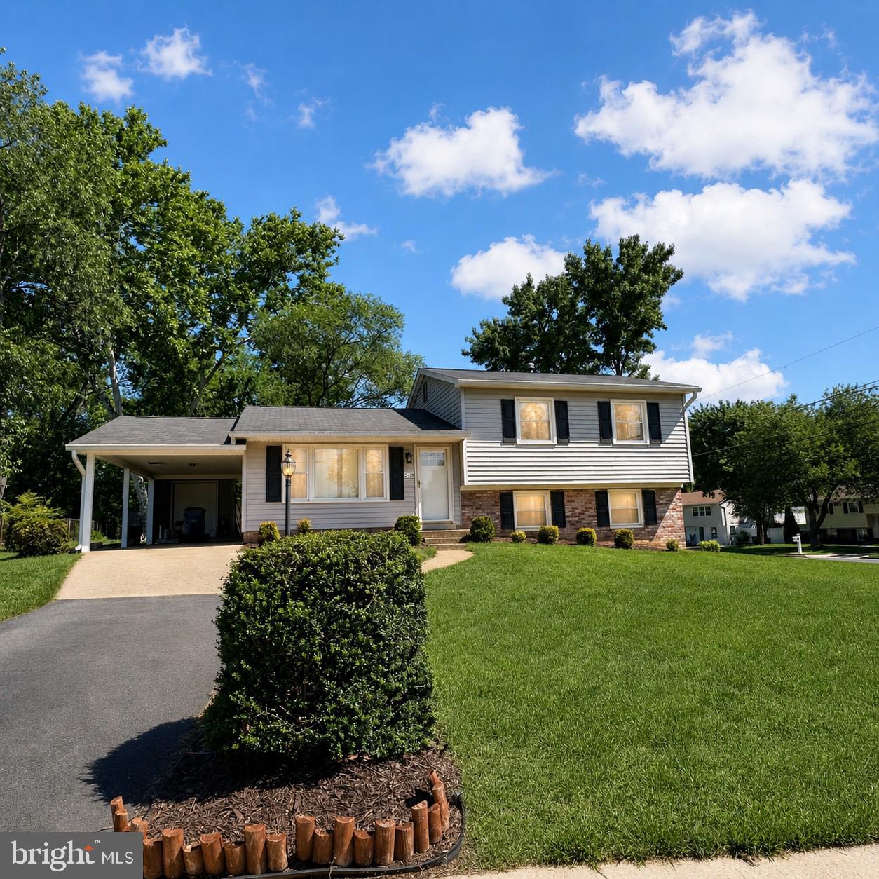 6119 MARILYN DRIVE
