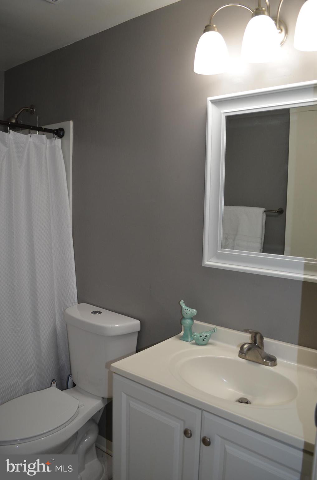 AMBER MEADOWS - Residential