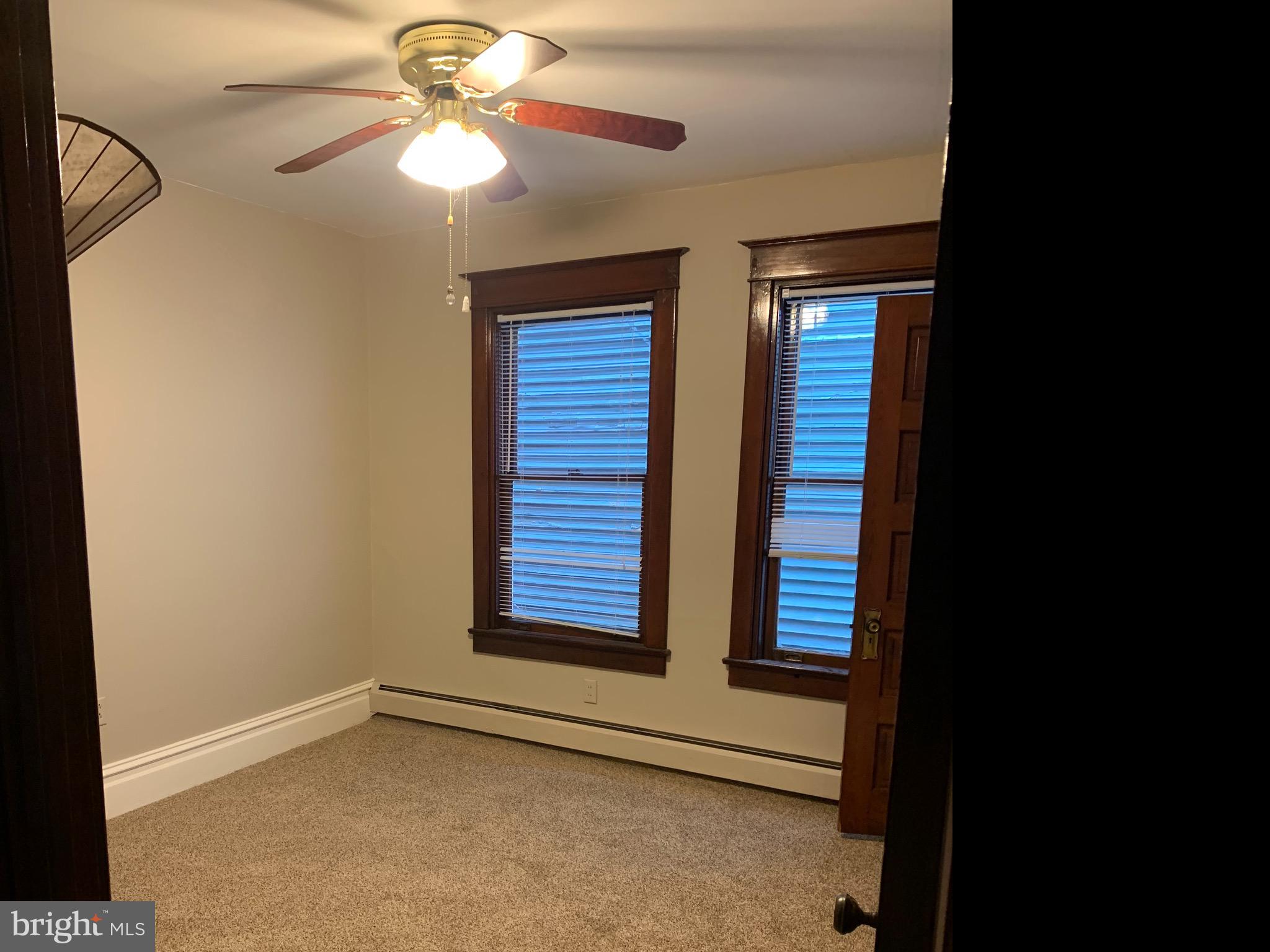 YORKVILLE - Residential