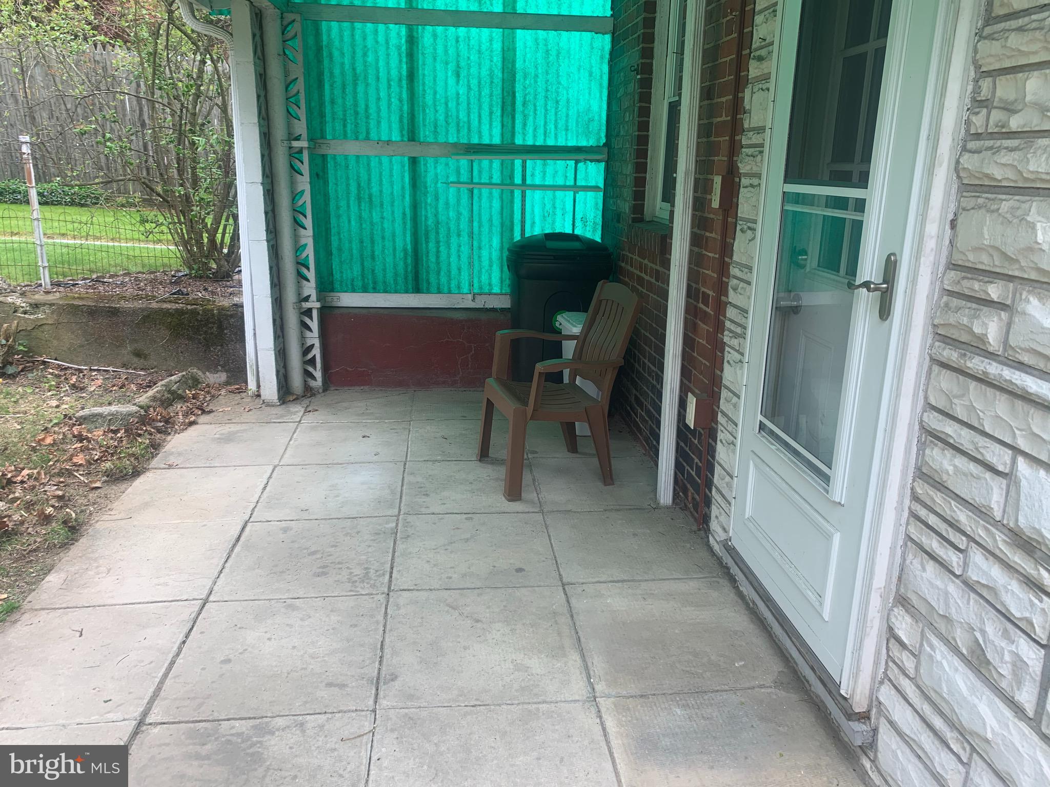 YORKVILLE - Residential