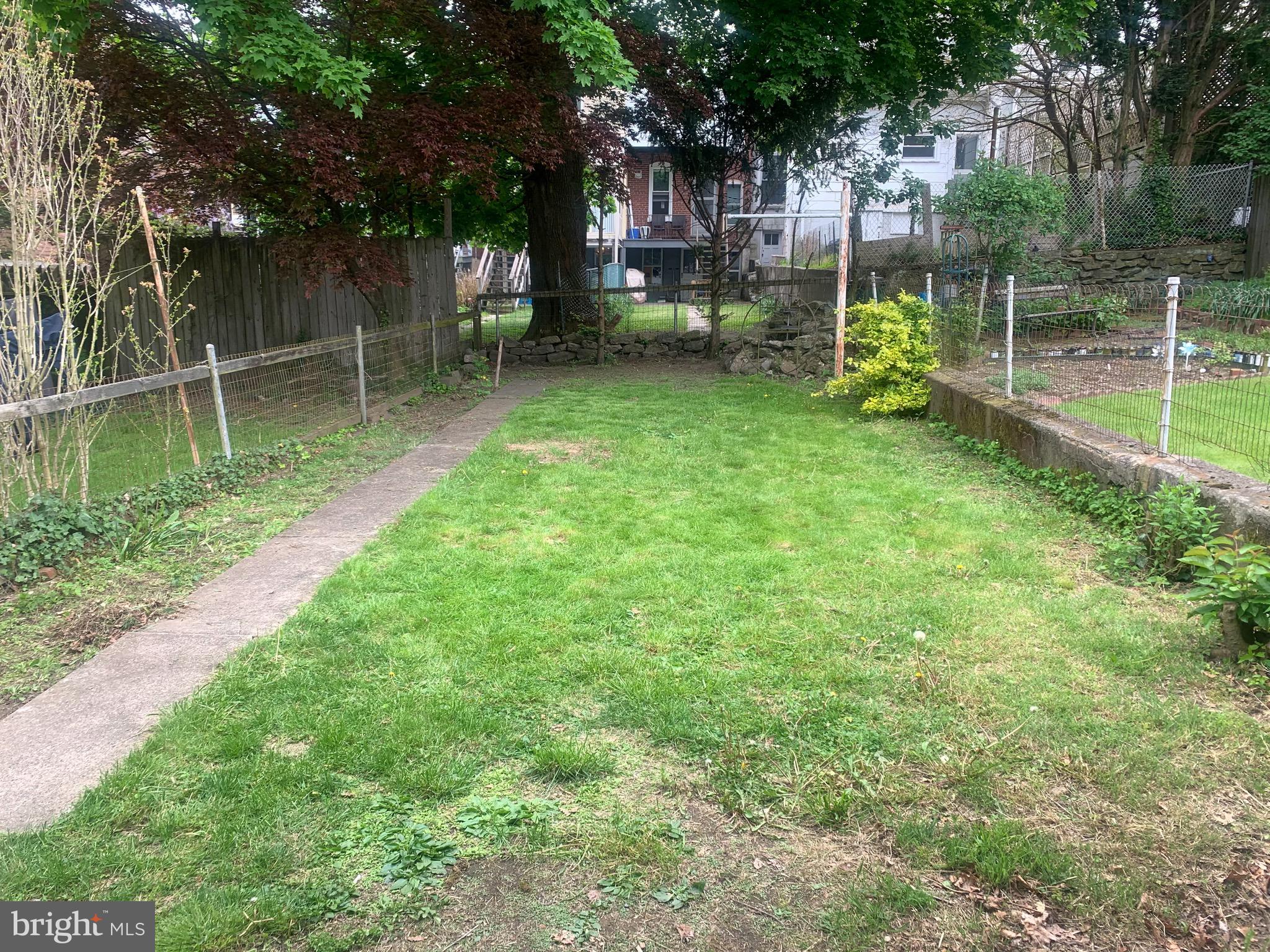 YORKVILLE - Residential