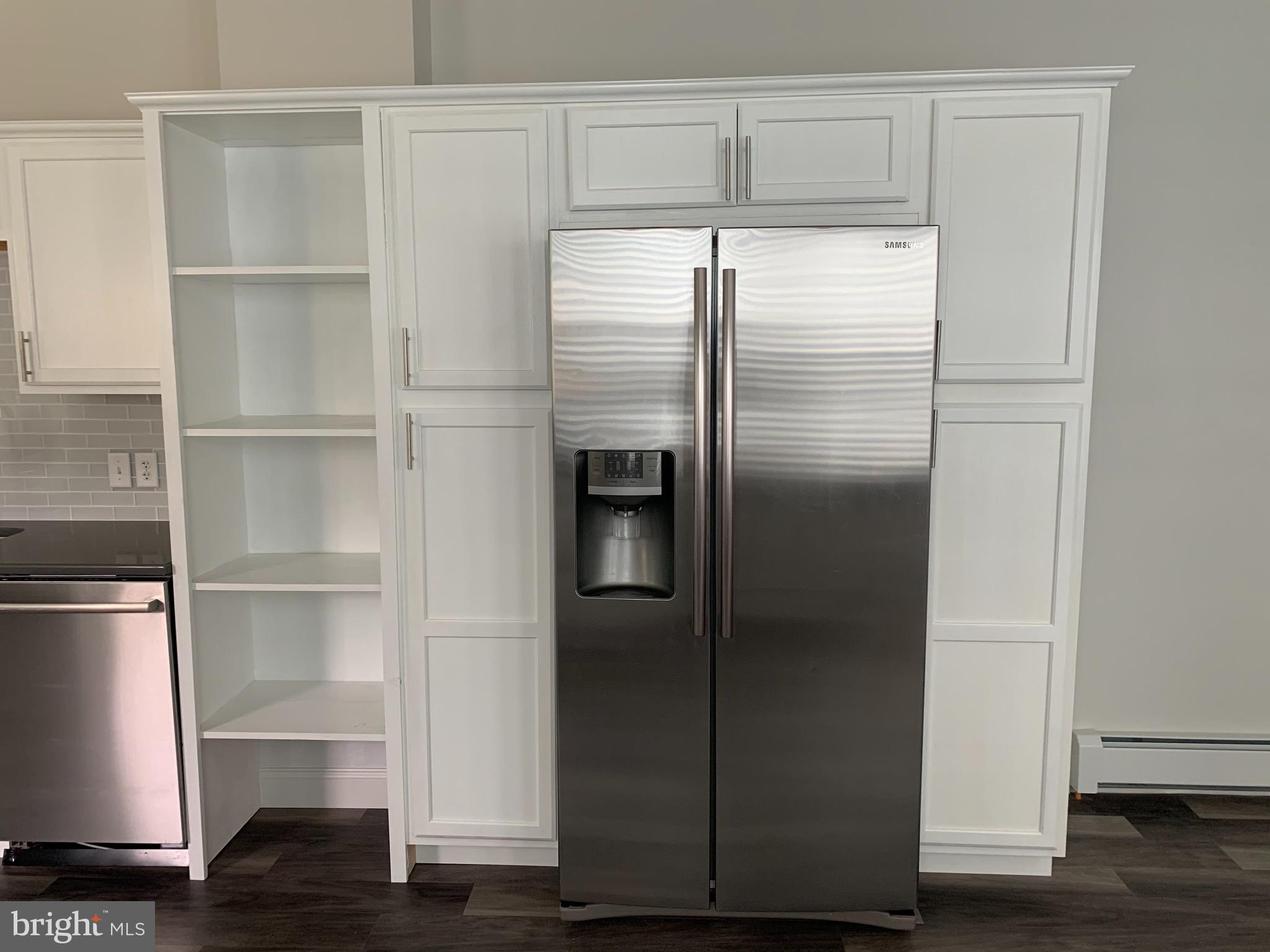 YORKVILLE - Residential