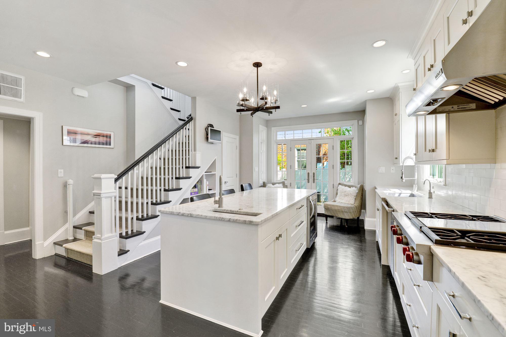 CHEVY CHASE - Residential