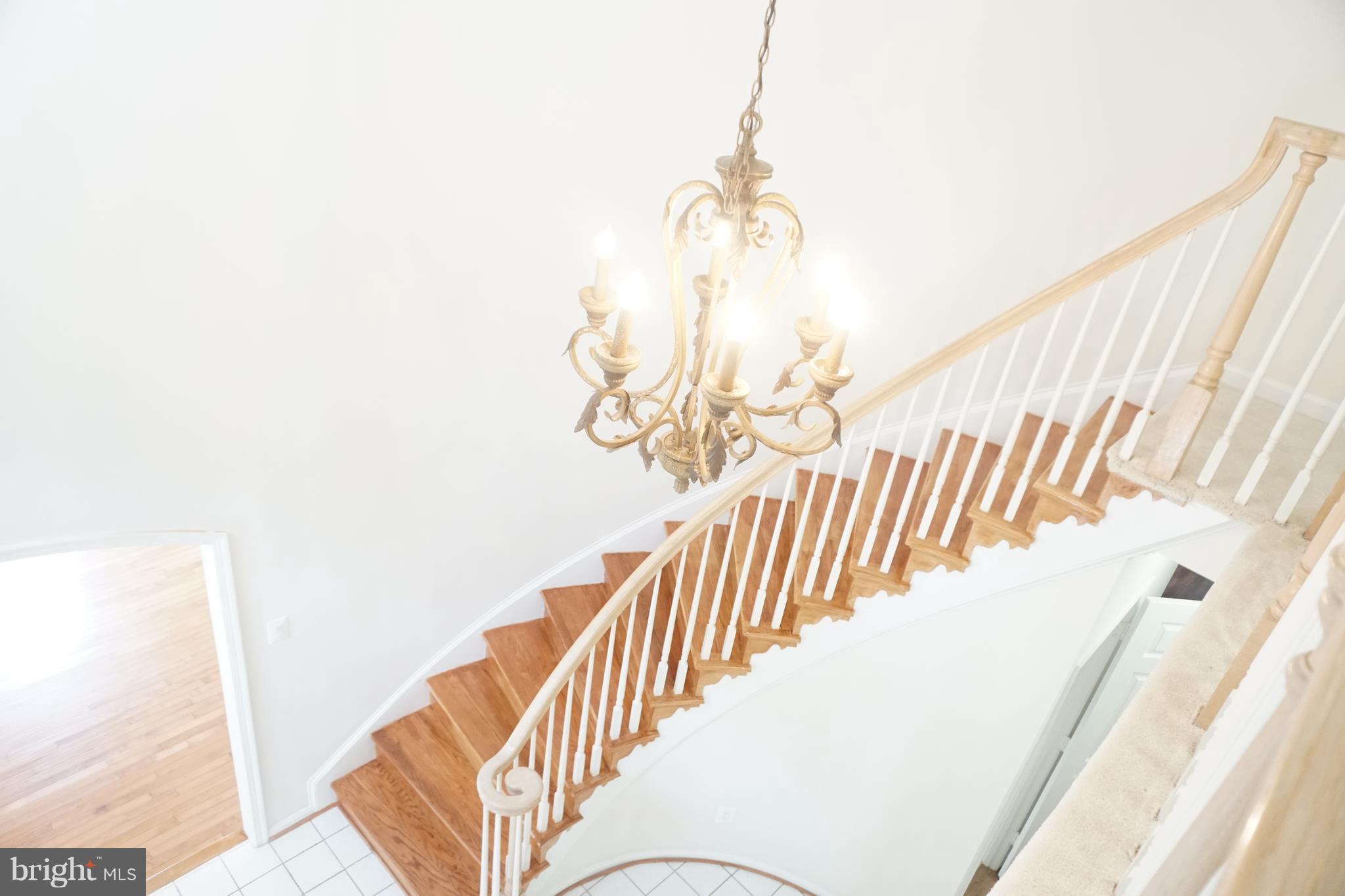 CROSSPOINTE - Residential