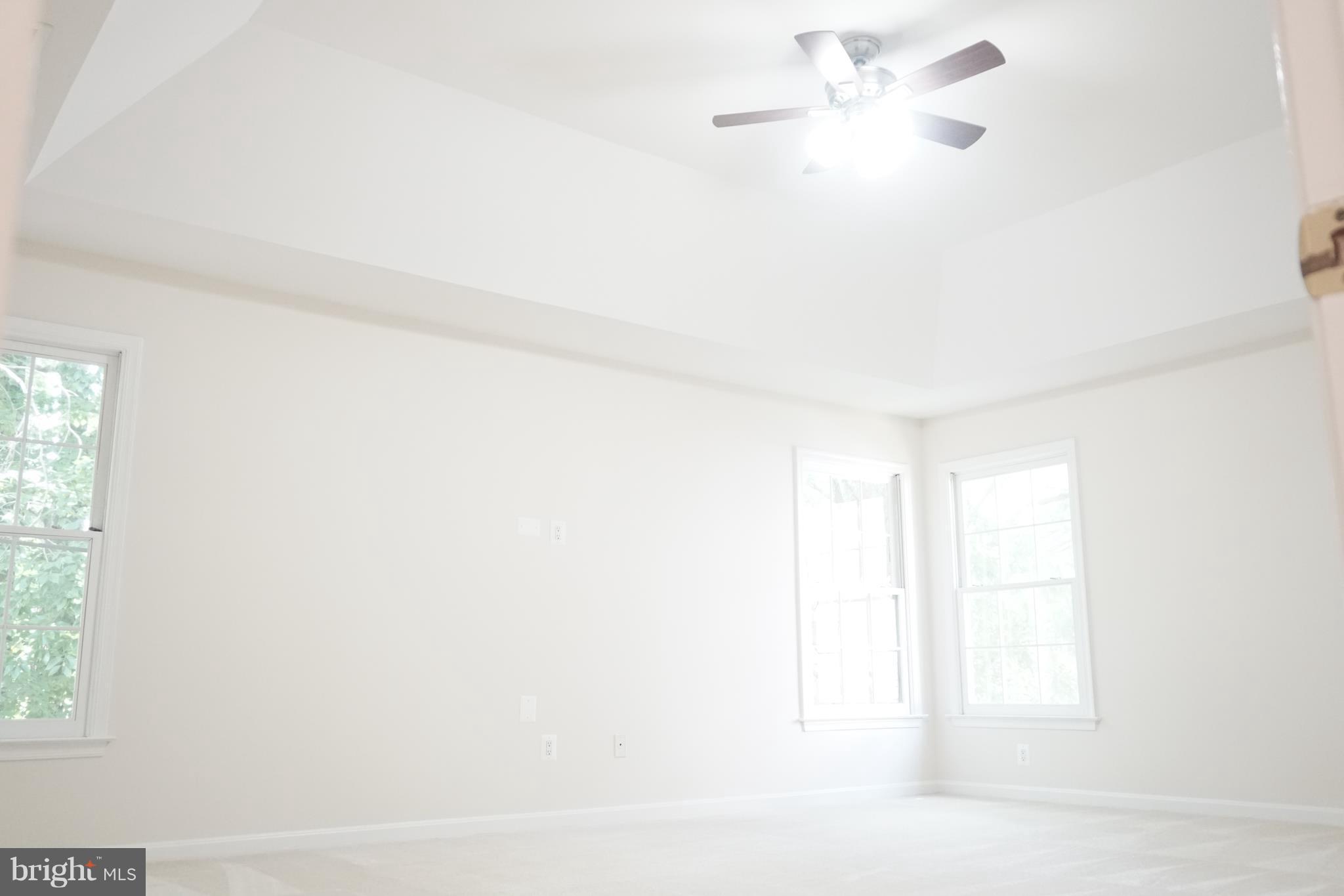 CROSSPOINTE - Residential