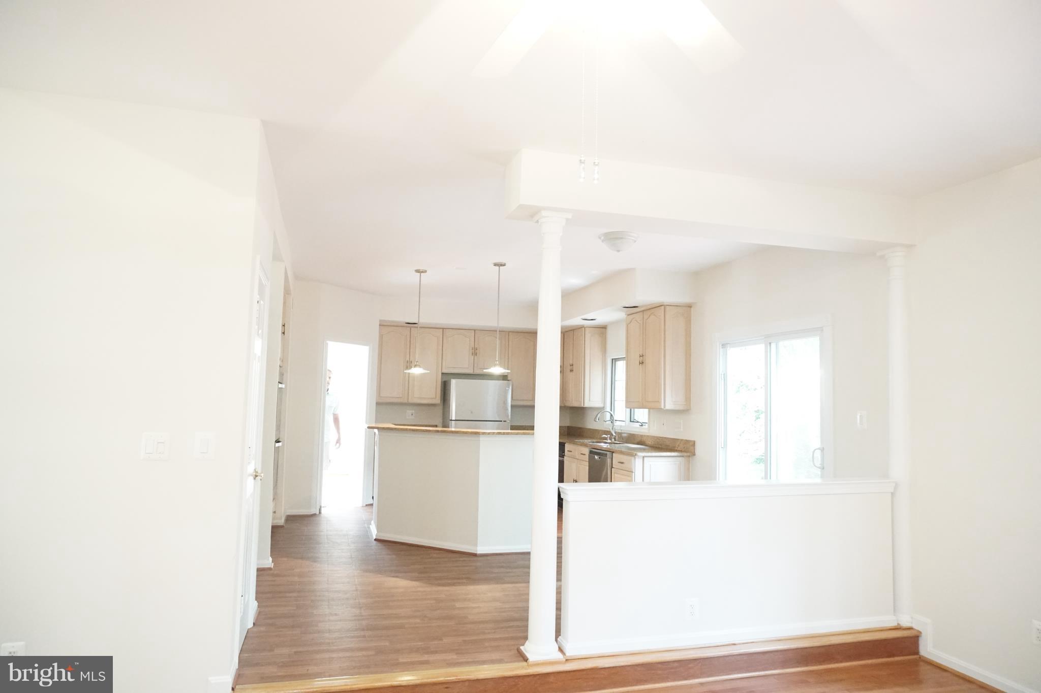 CROSSPOINTE - Residential