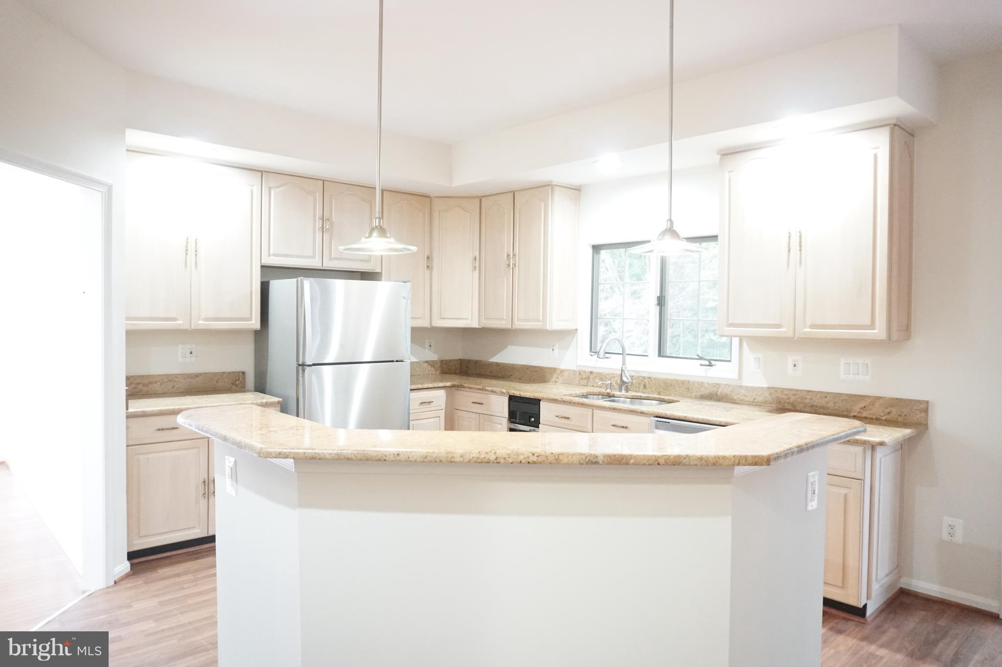 CROSSPOINTE - Residential