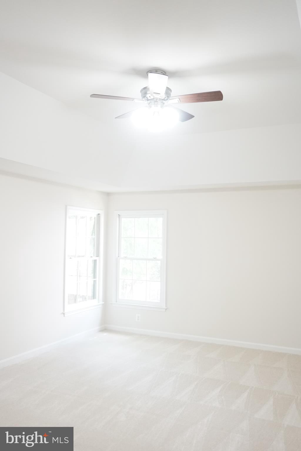 CROSSPOINTE - Residential