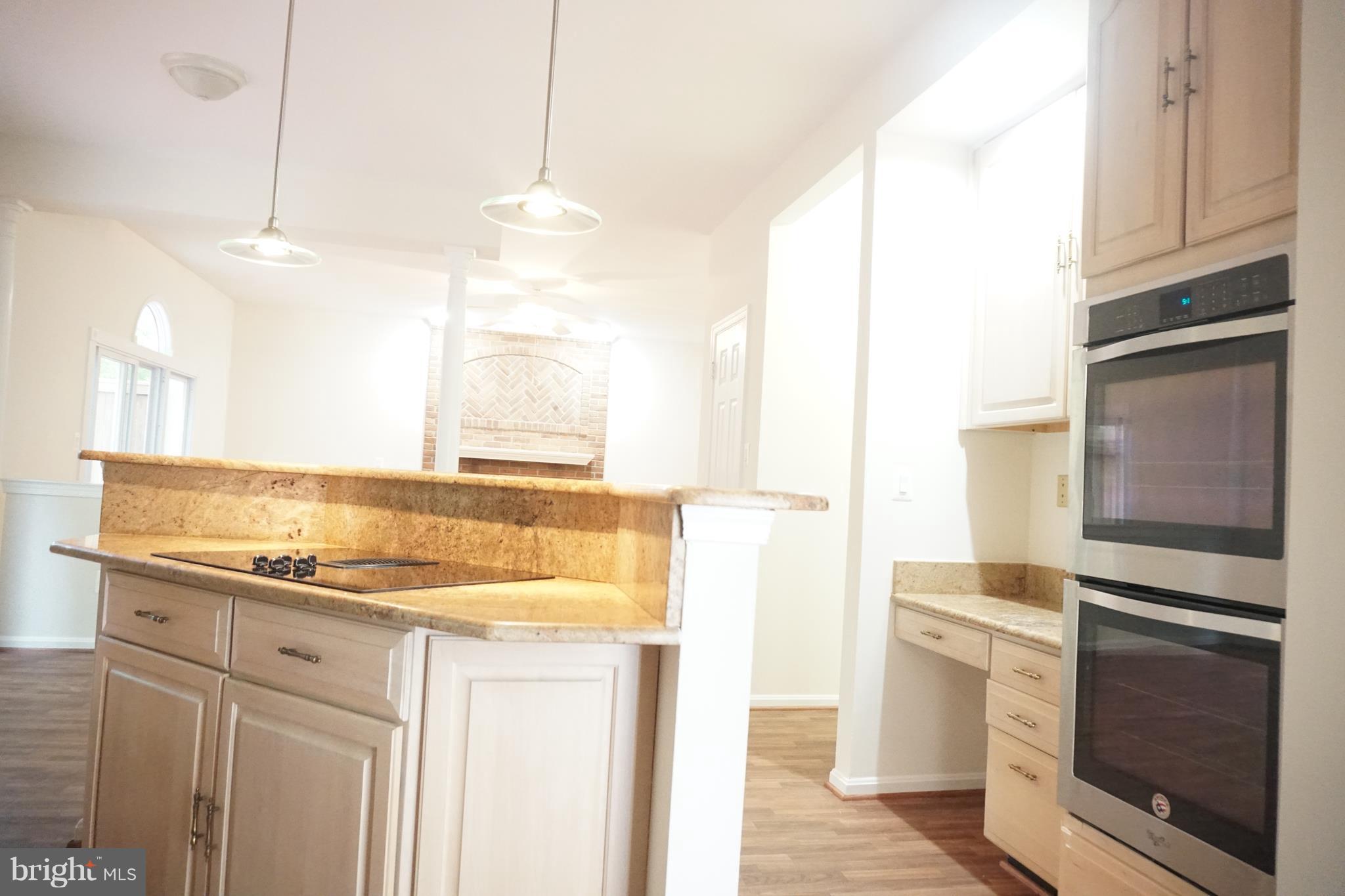 CROSSPOINTE - Residential