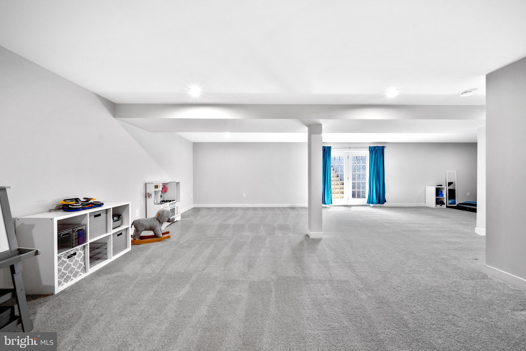 FAWN LAKE - Residential