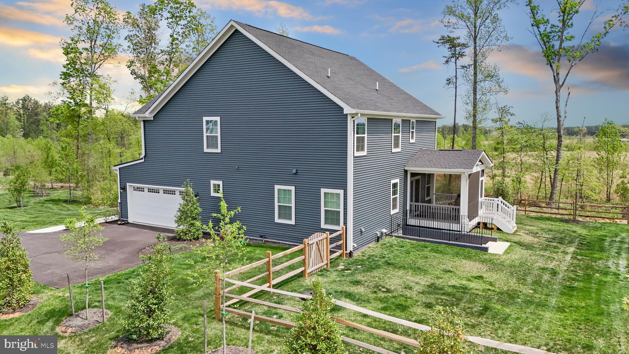 FAWN LAKE - Residential