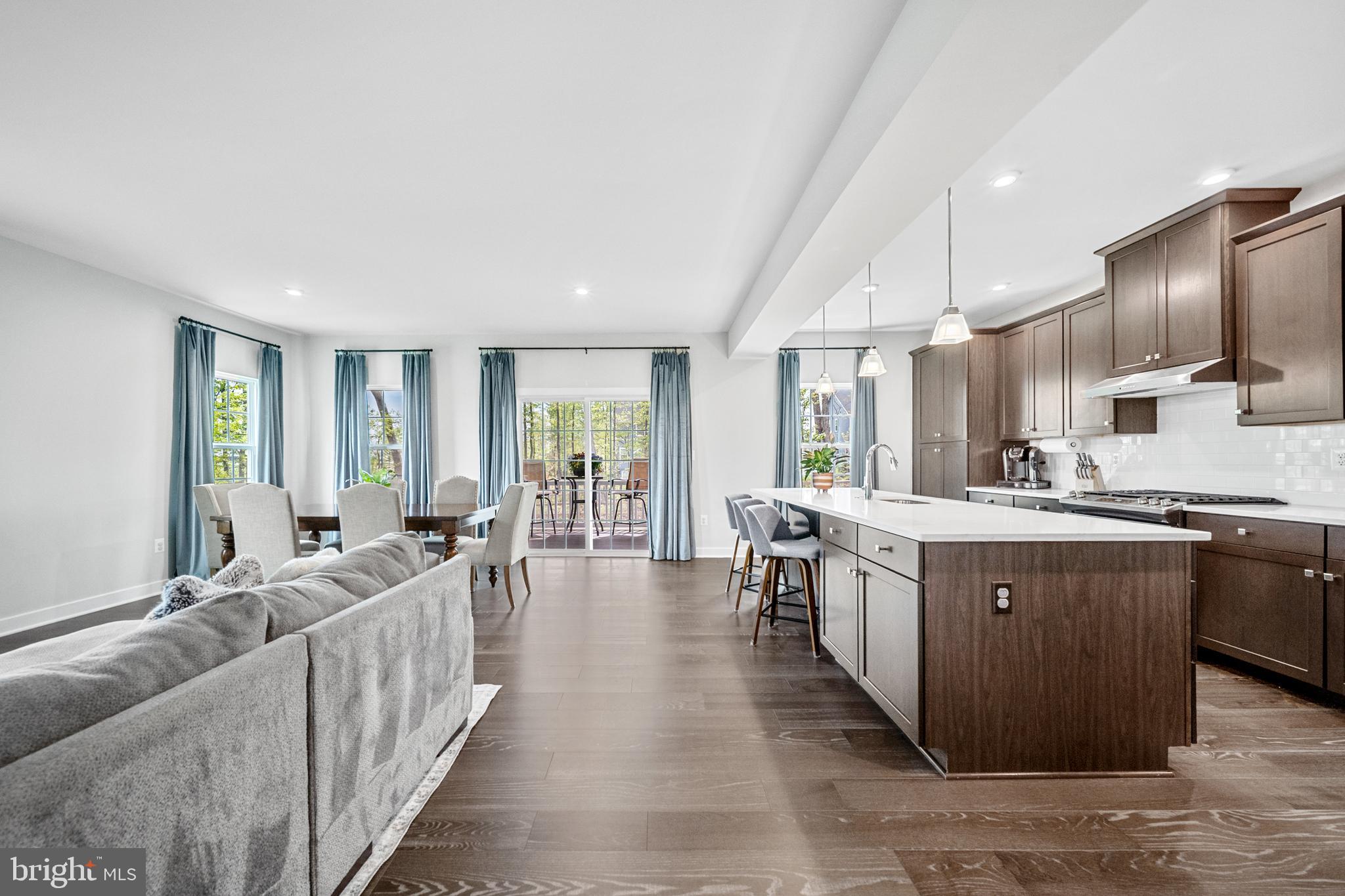 FAWN LAKE - Residential