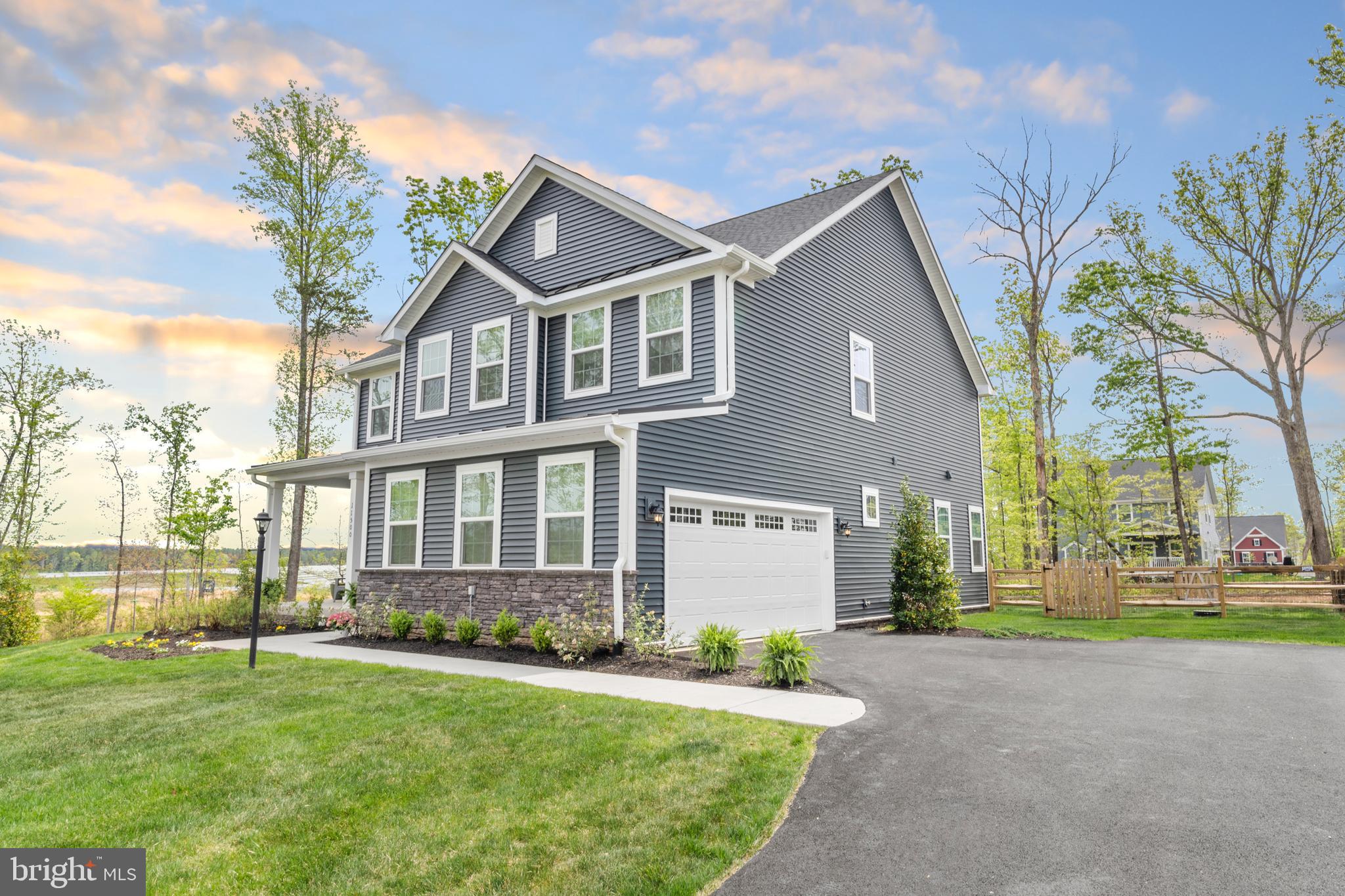 FAWN LAKE - Residential