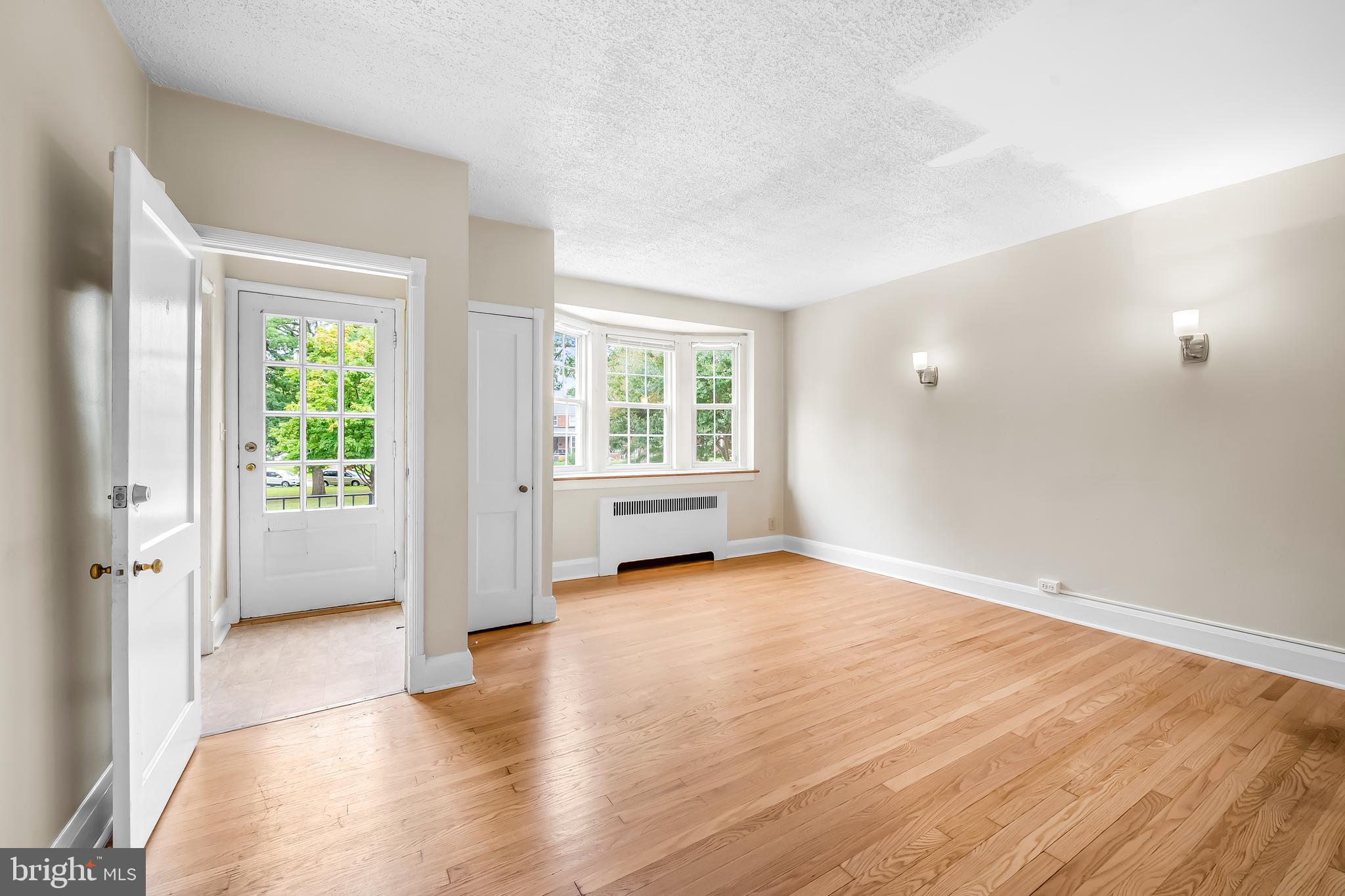 205 WESTOWNE ROAD
