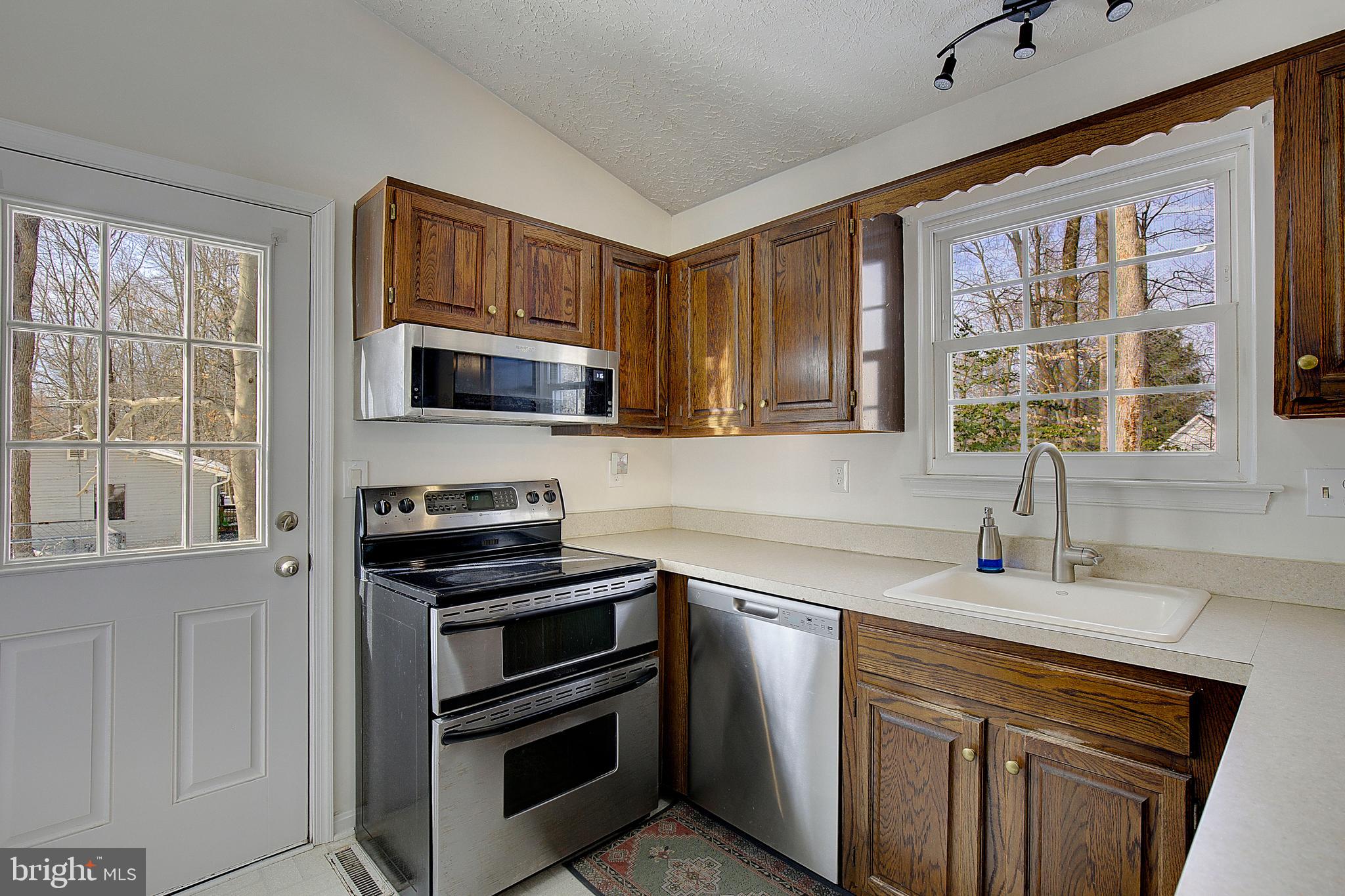 BROOKESIDE - Residential