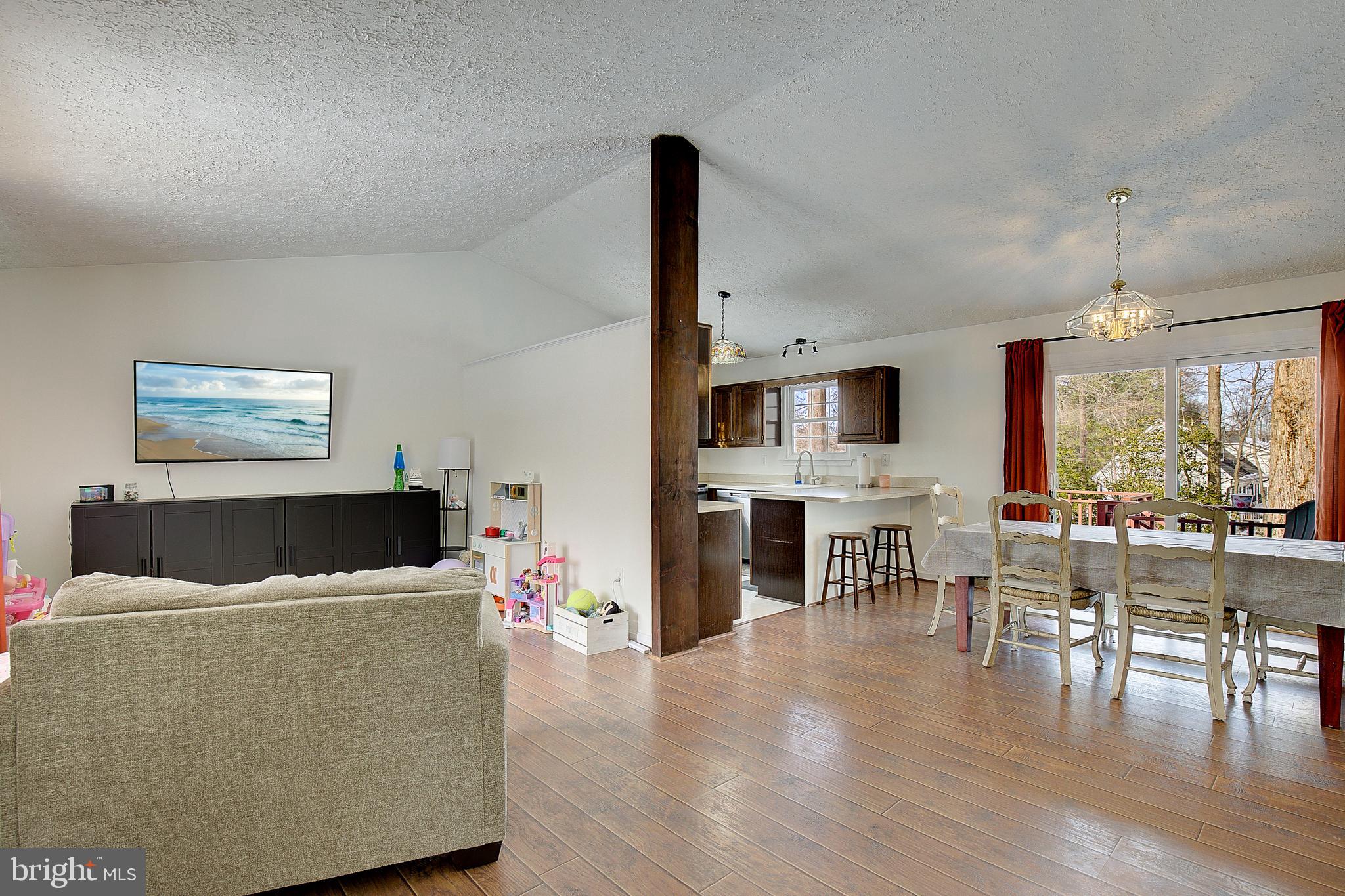 BROOKESIDE - Residential