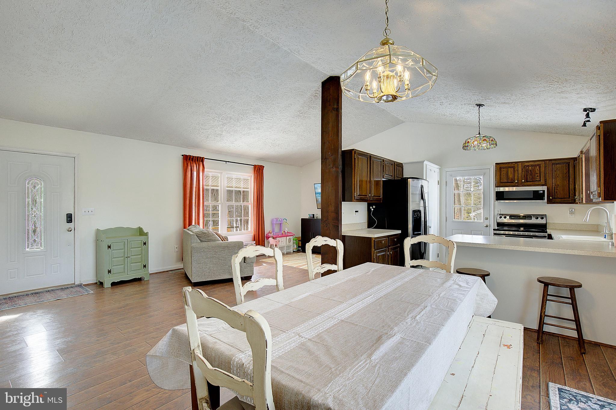 BROOKESIDE - Residential