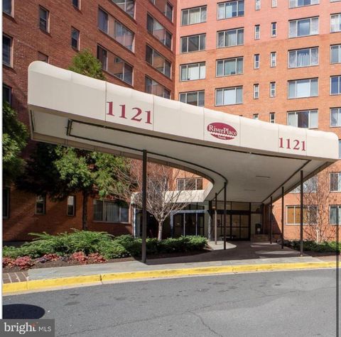 1121 ARLINGTON BOULEVARD 947 ARLINGTON VA 22209