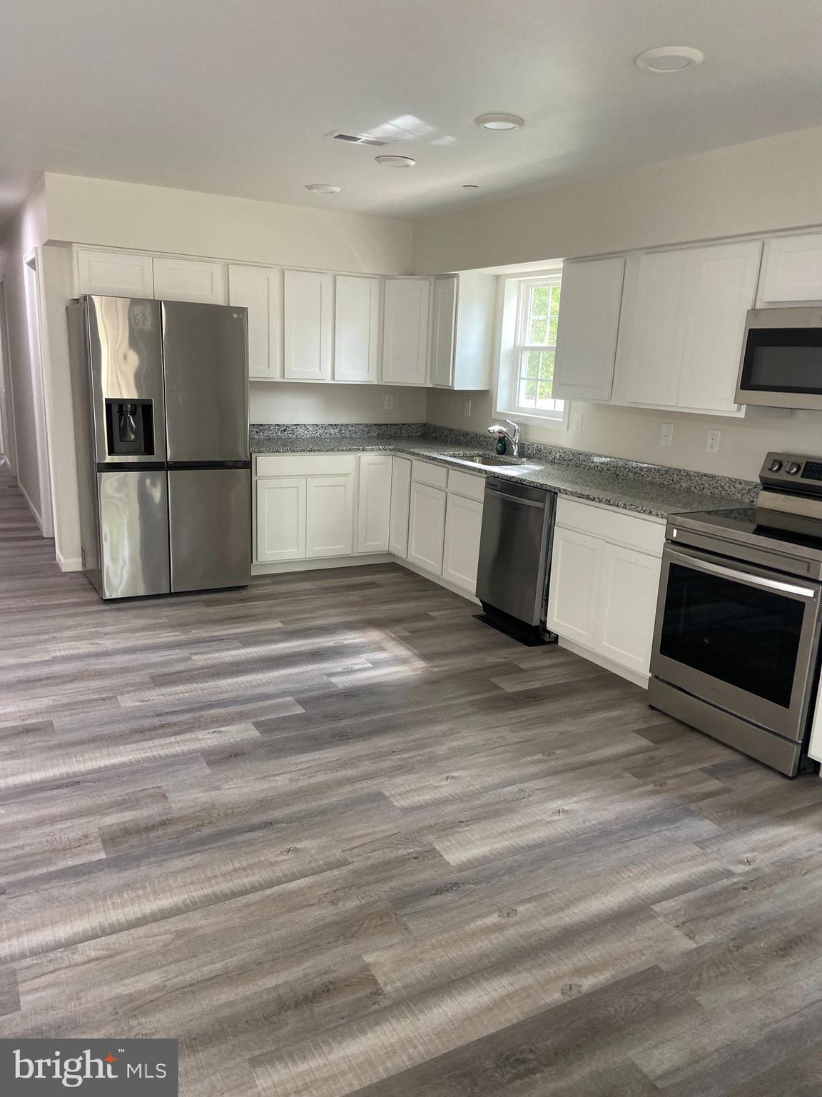 VICTORY VILLA - Residential Lease