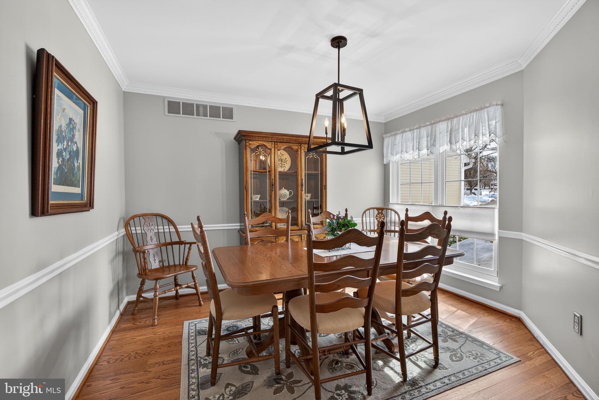 PINECREST - Residential