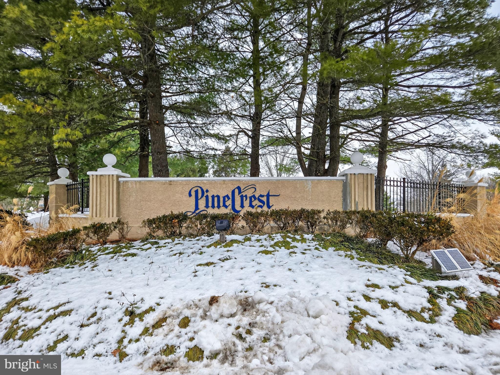PINECREST - Residential