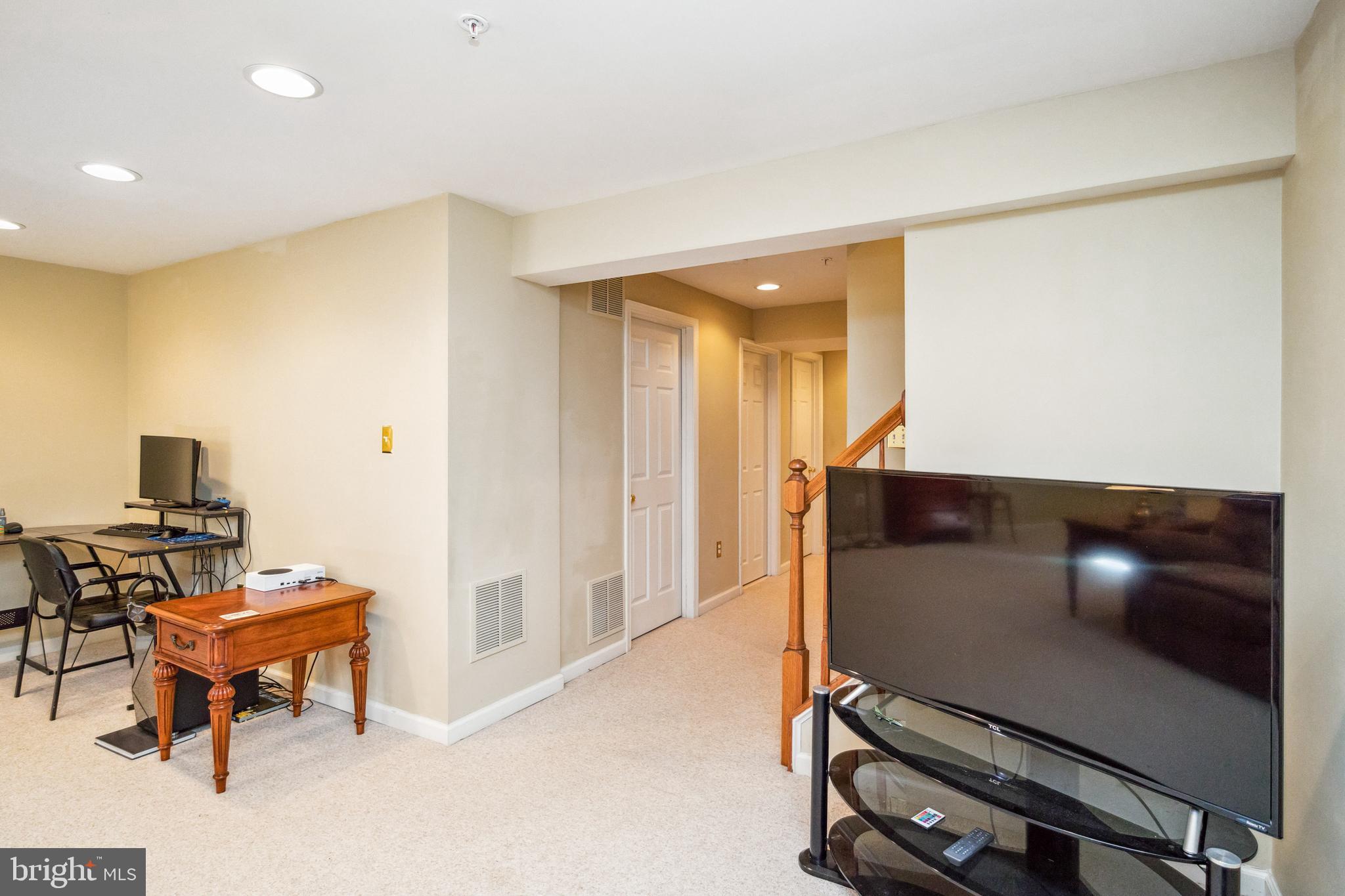 WORMANS MILL - Residential