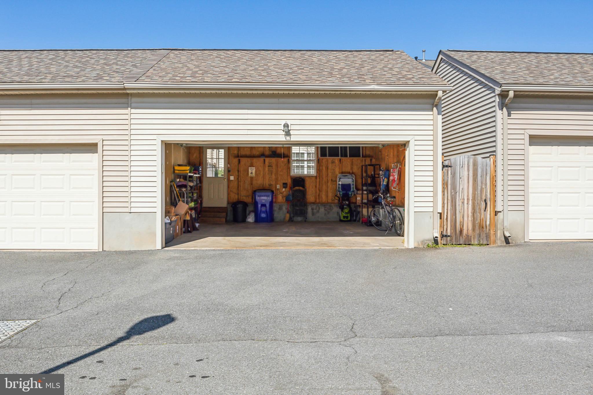 WORMANS MILL - Residential