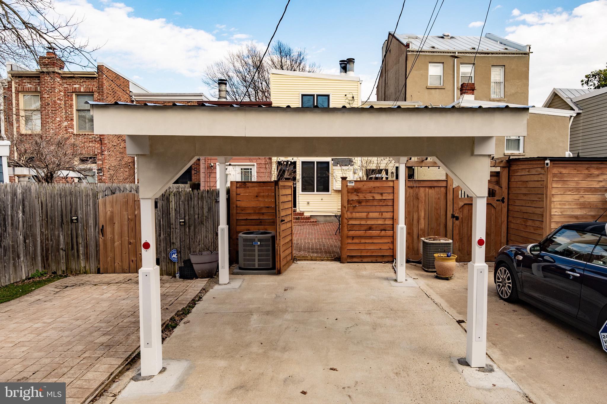 OLD TOWN - Residential