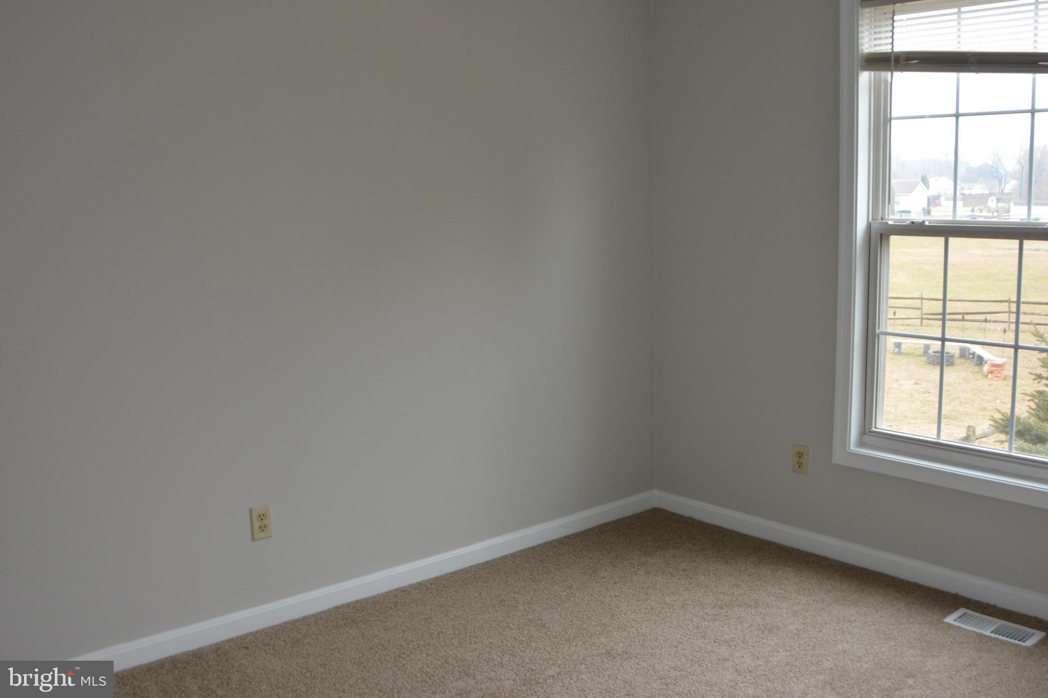 STERLING OAKS - Residential Lease