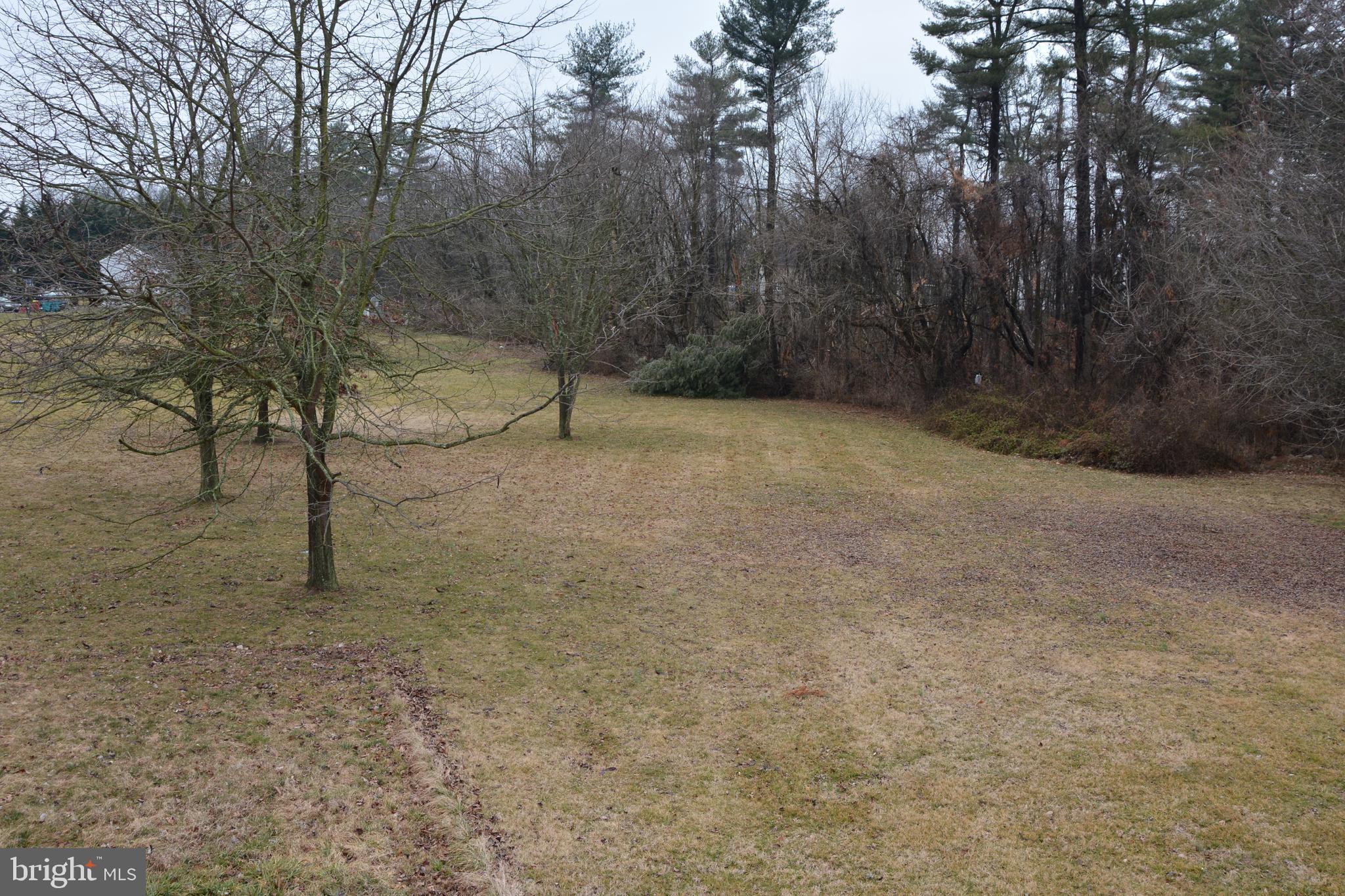 STERLING OAKS - Residential Lease