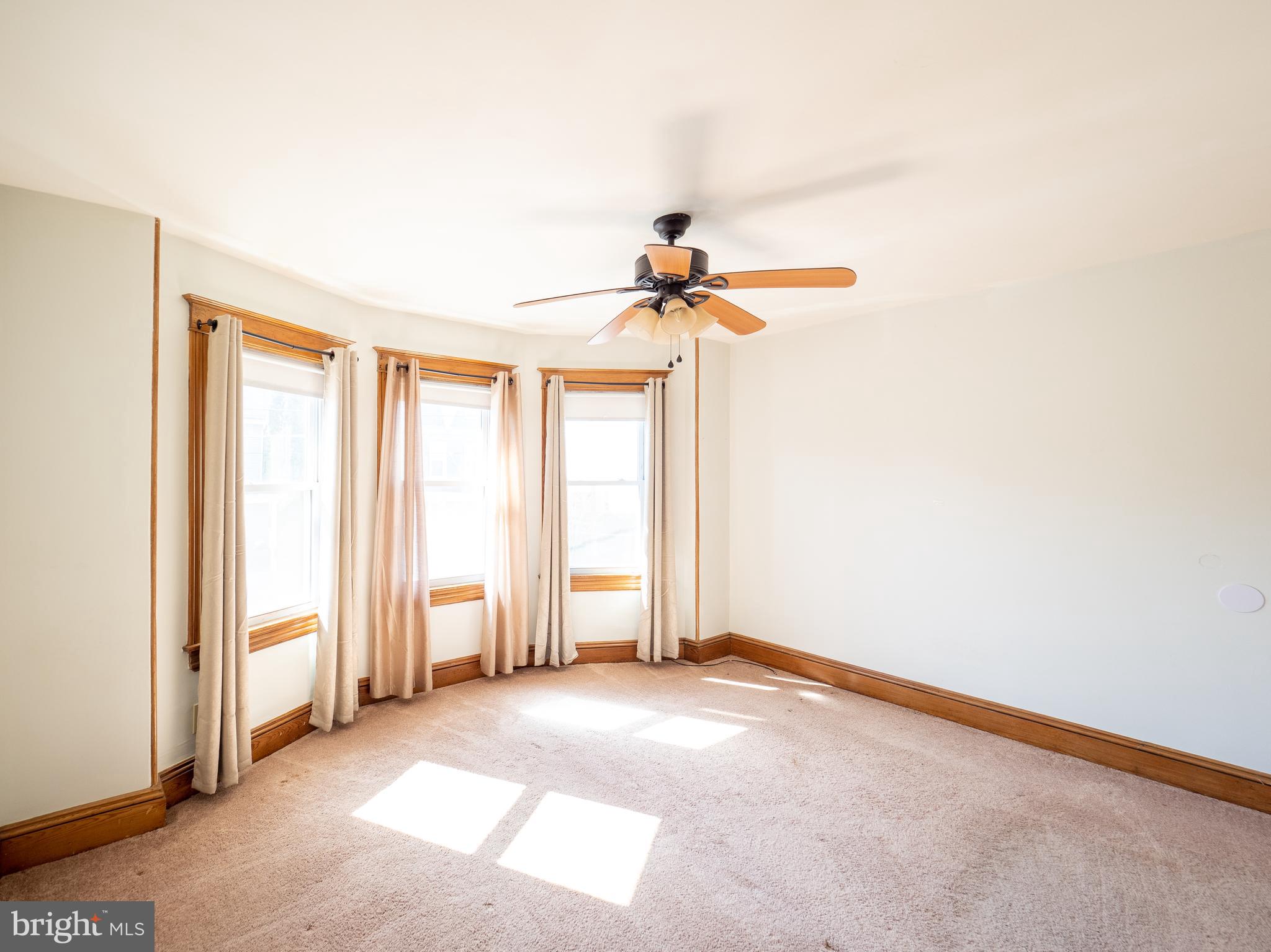 SOUTH EASTON - Residential