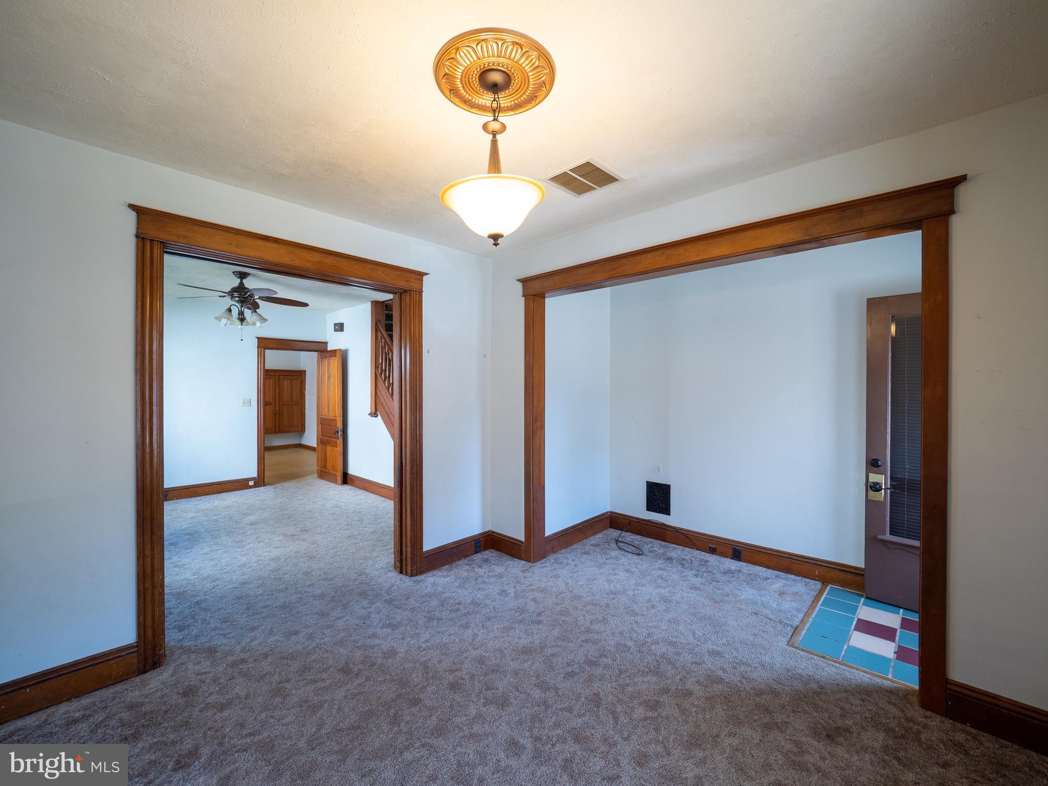 SOUTH EASTON - Residential