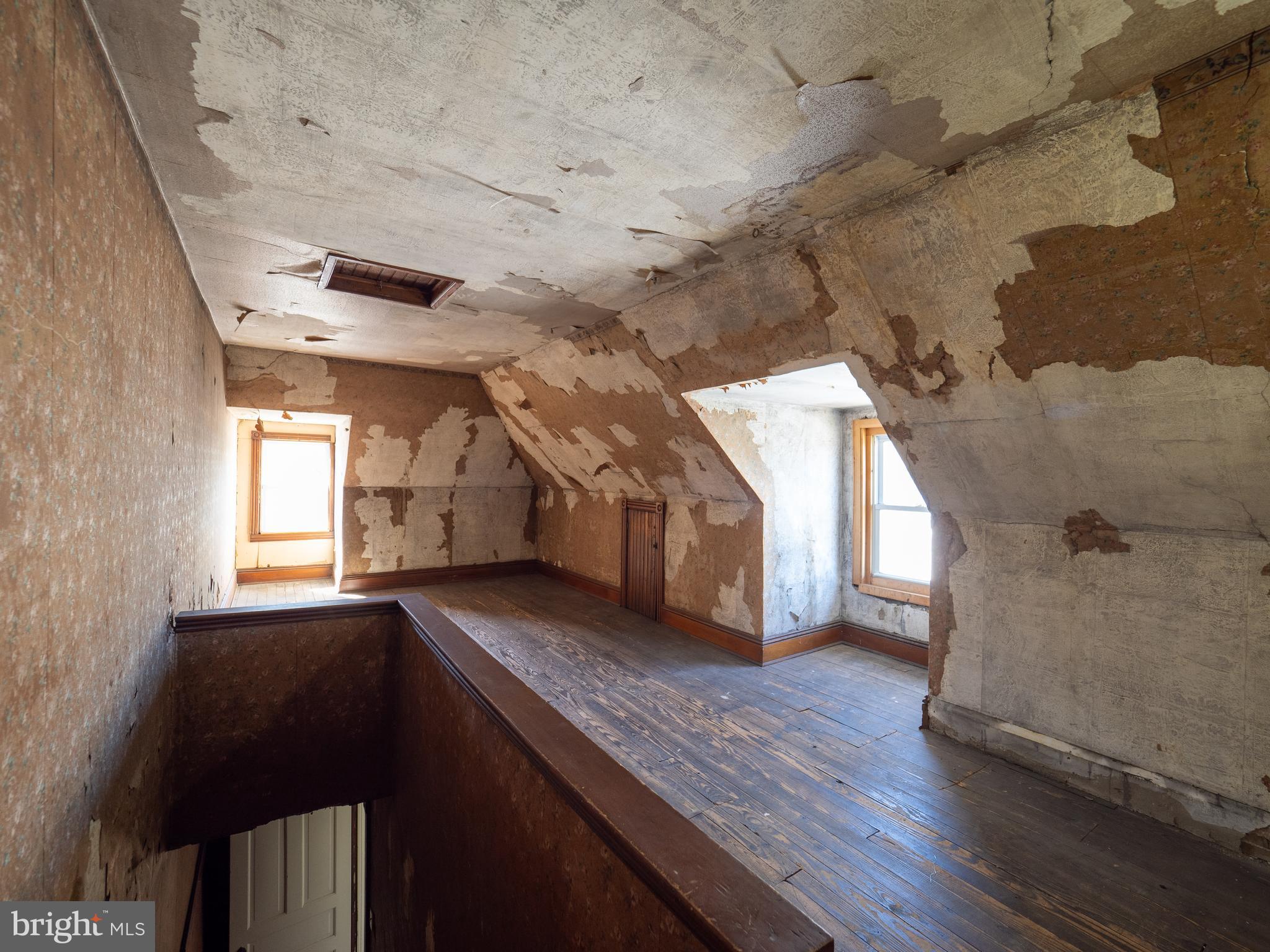 SOUTH EASTON - Residential