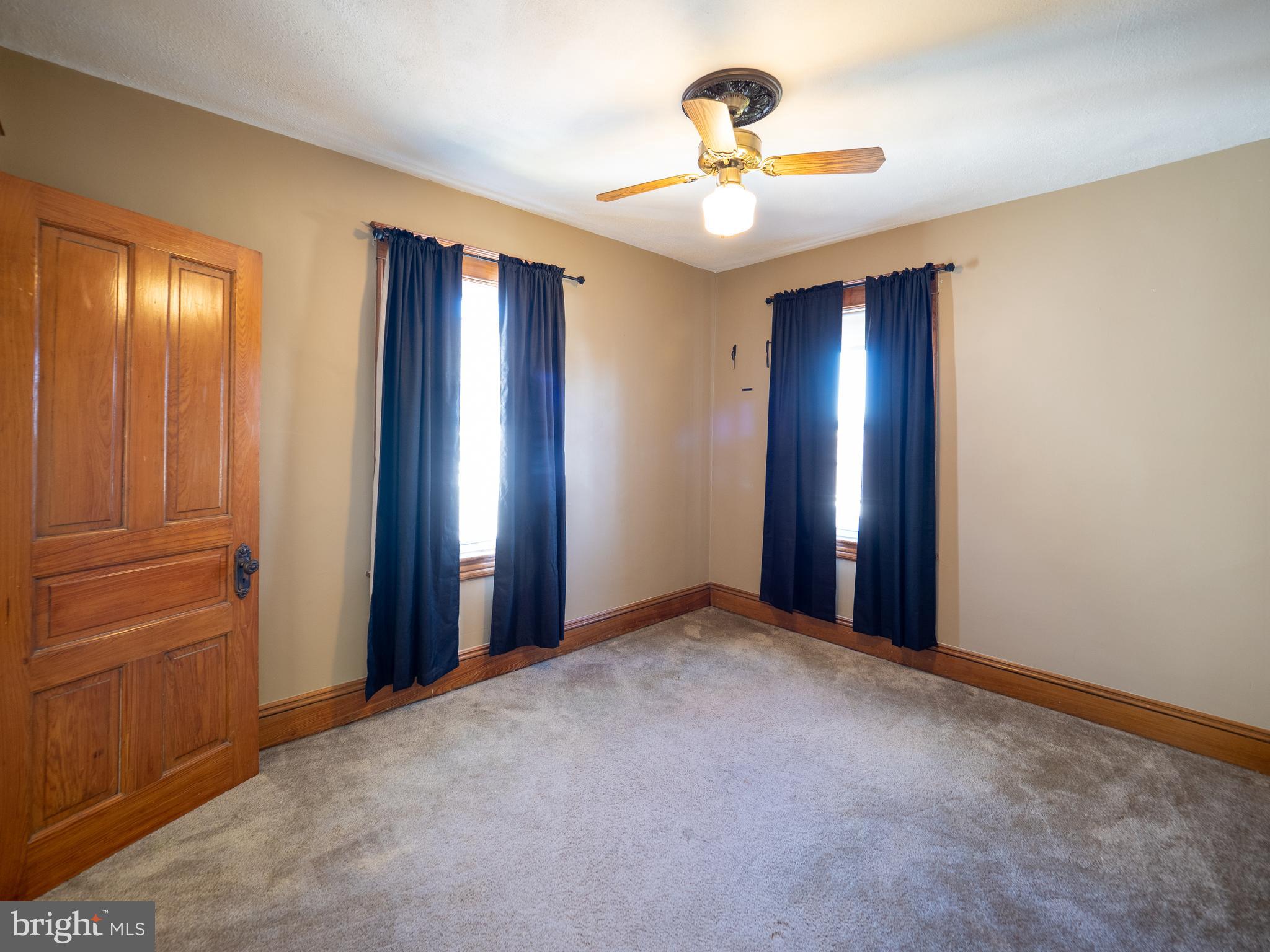 SOUTH EASTON - Residential