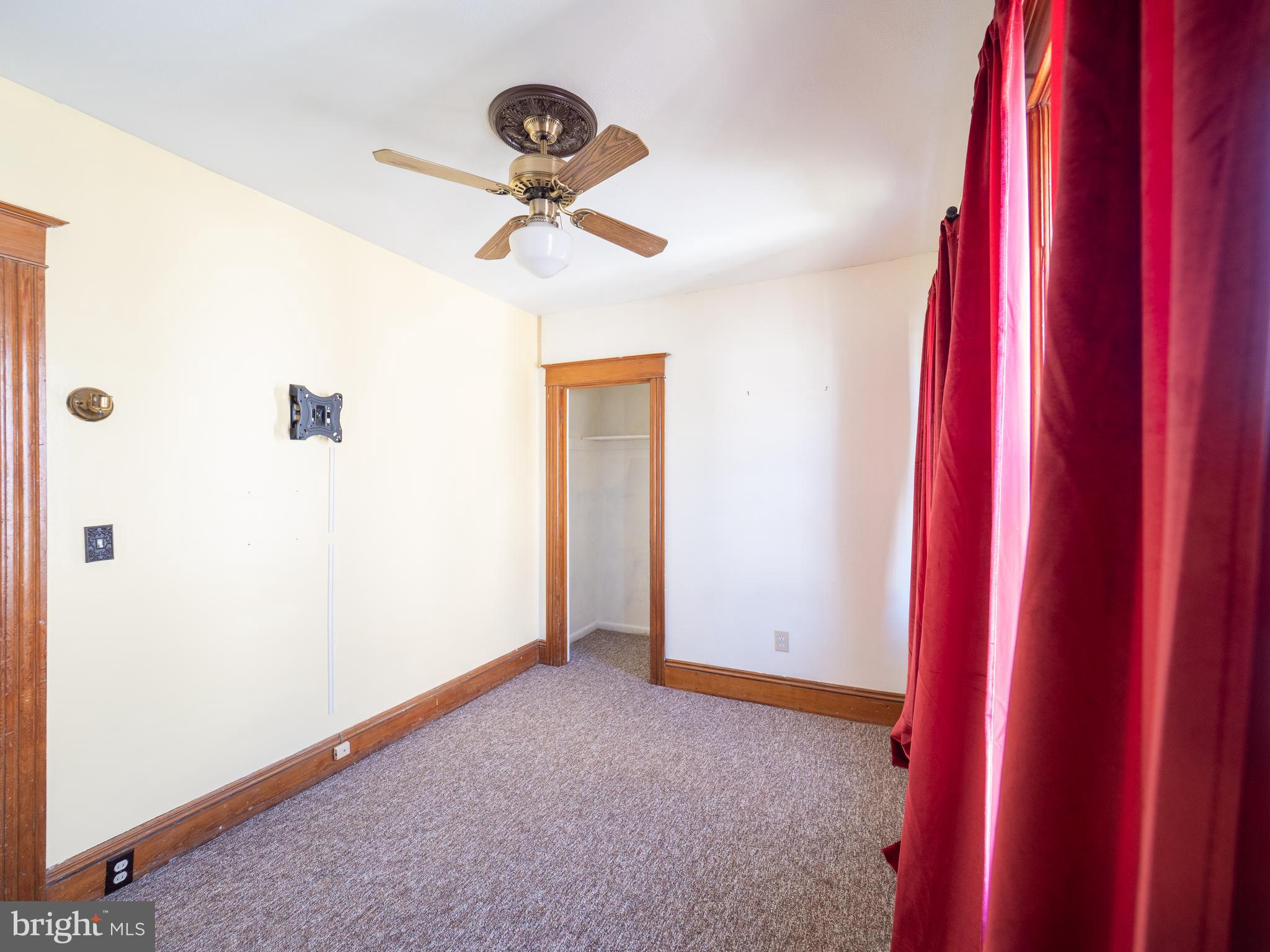 SOUTH EASTON - Residential