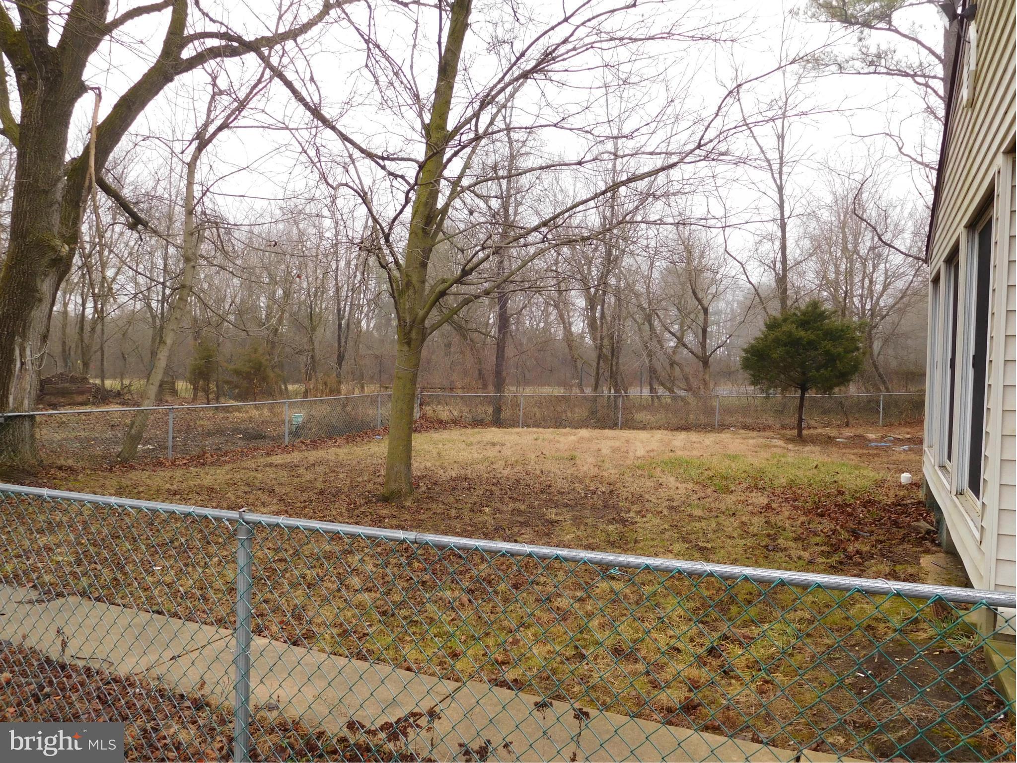 WHITE MARSH - Commercial Lease